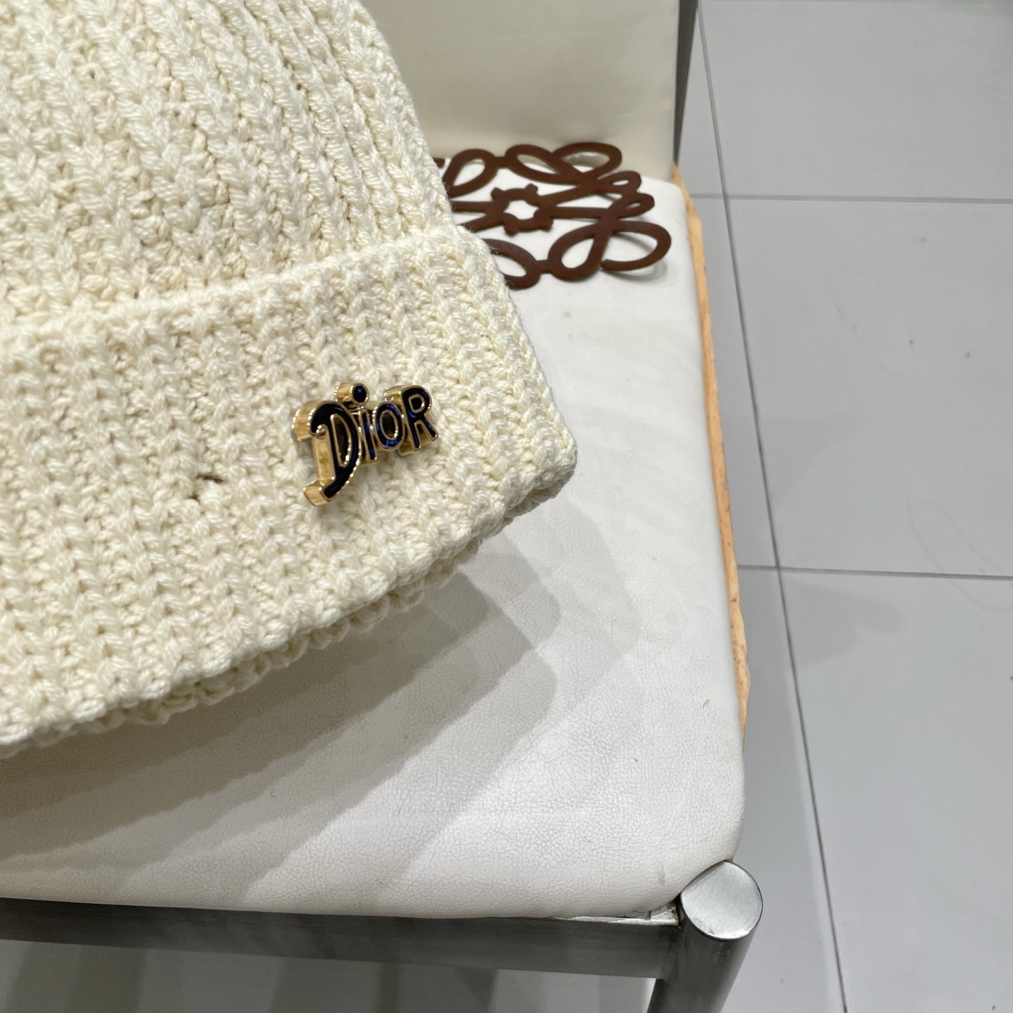  DIOR迪奥破洞针织帽子女冬季复古百搭显脸小毛线帽大头围保暖冷帽