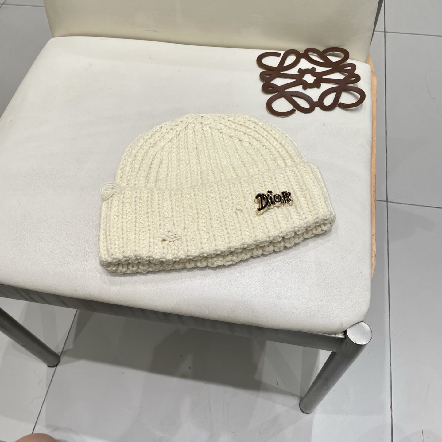  DIOR迪奥破洞针织帽子女冬季复古百搭显脸小毛线帽大头围保暖冷帽