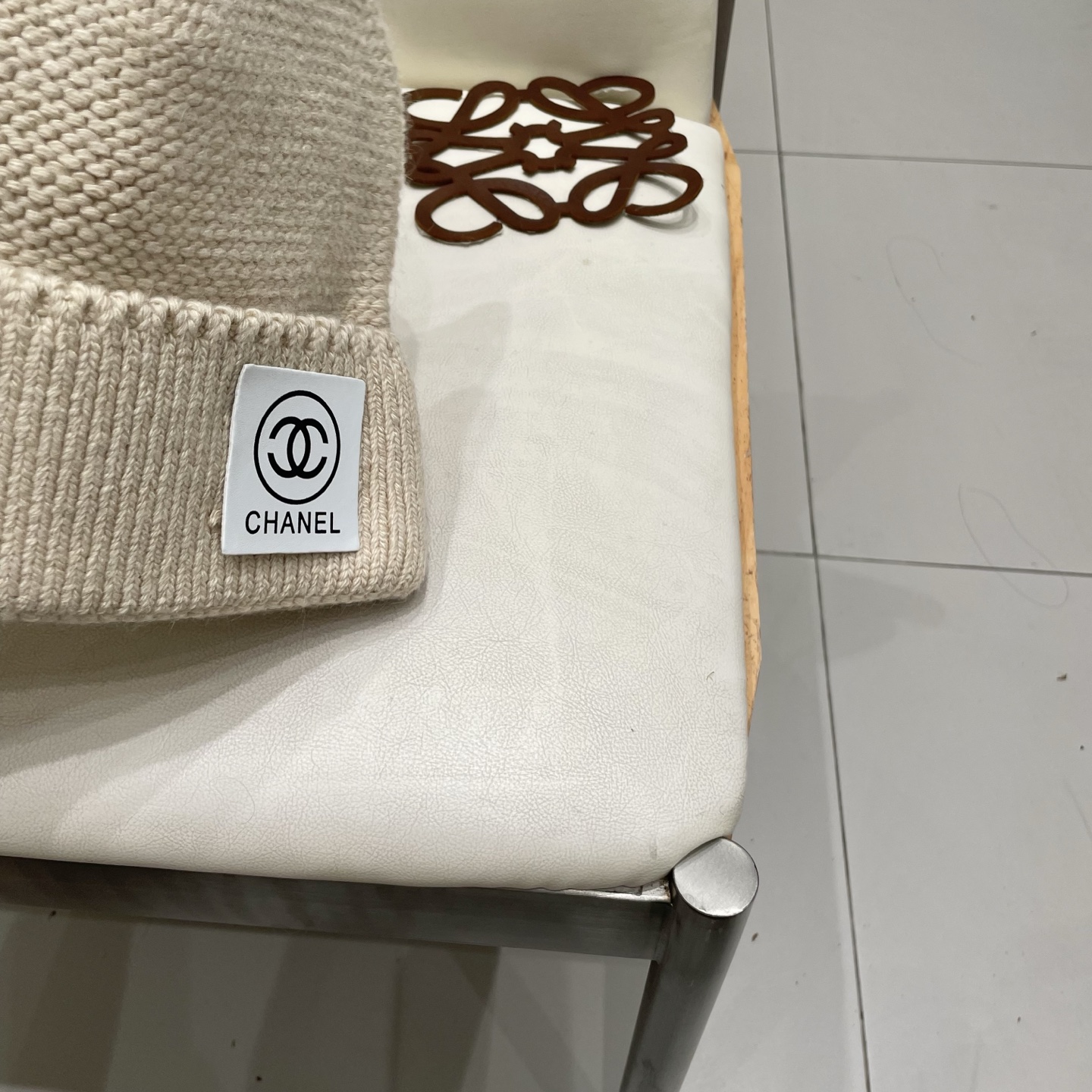  高版本！！！
蒙口MONCLER高品质针织兔羊毛毛线帽
超经典不过时的一款秋冬冷帽🥶
懂货的小姐姐必入