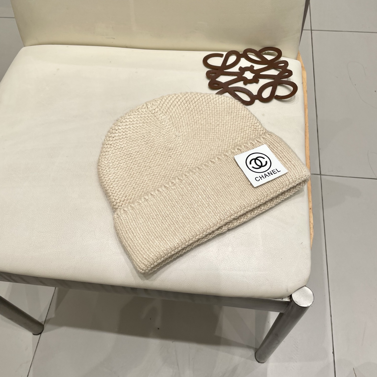  高版本！！！
蒙口MONCLER高品质针织兔羊毛毛线帽
超经典不过时的一款秋冬冷帽🥶
懂货的小姐姐必入