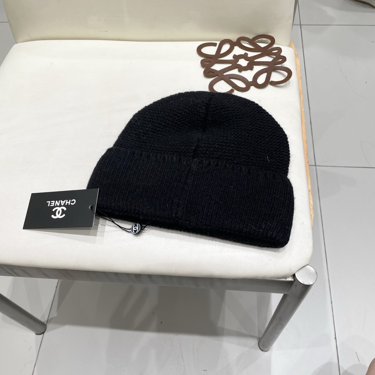  高版本！！！
蒙口MONCLER高品质针织兔羊毛毛线帽
超经典不过时的一款秋冬冷帽🥶
懂货的小姐姐必入