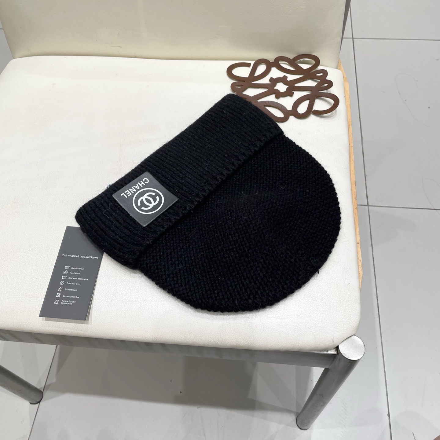  高版本！！！
蒙口MONCLER高品质针织兔羊毛毛线帽
超经典不过时的一款秋冬冷帽🥶
懂货的小姐姐必入