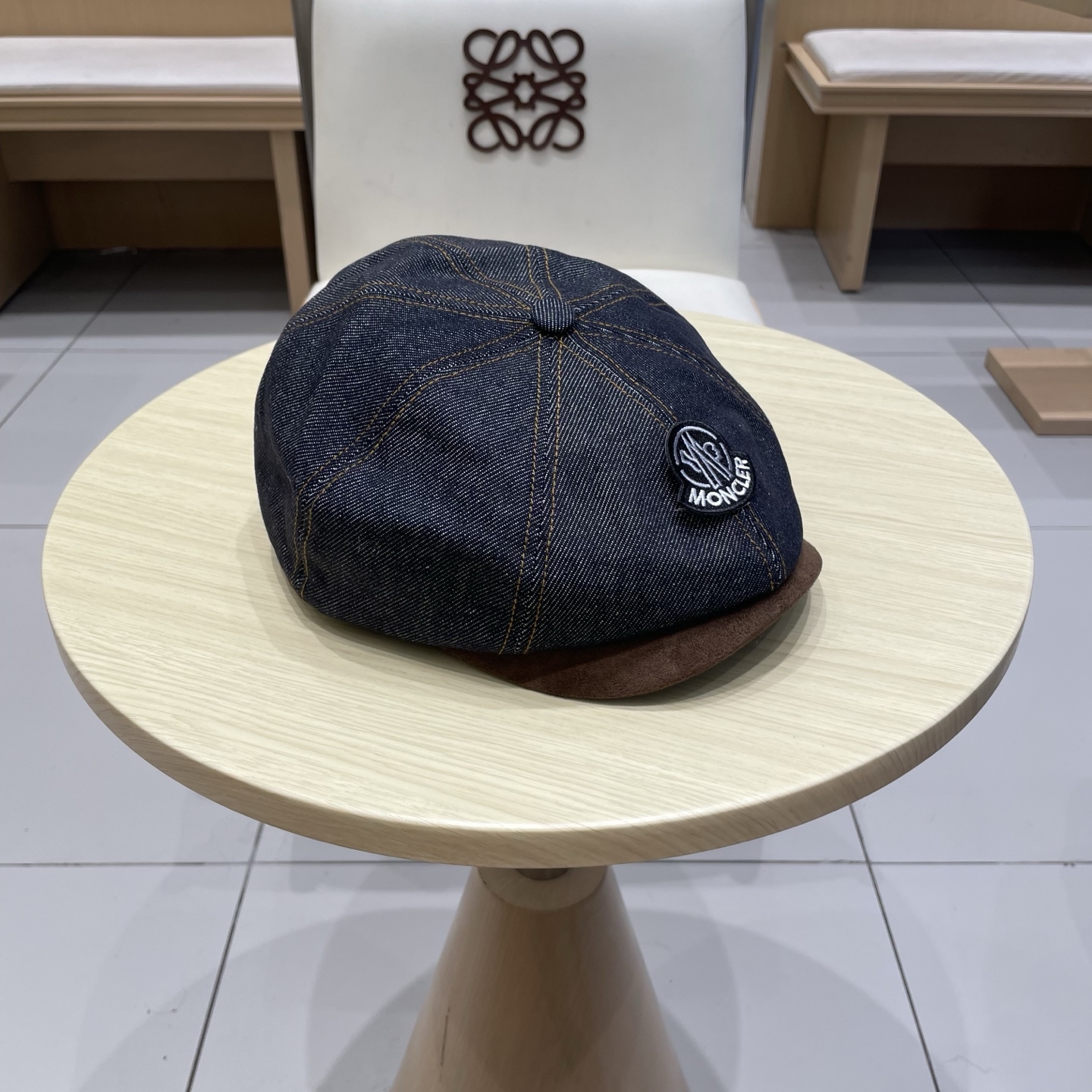  蒙口Moncler盟可睐💥2025年秋冬复古丹宁风麂皮碰撞牛仔贝雷帽女休闲款鸭舌前进帽常青款