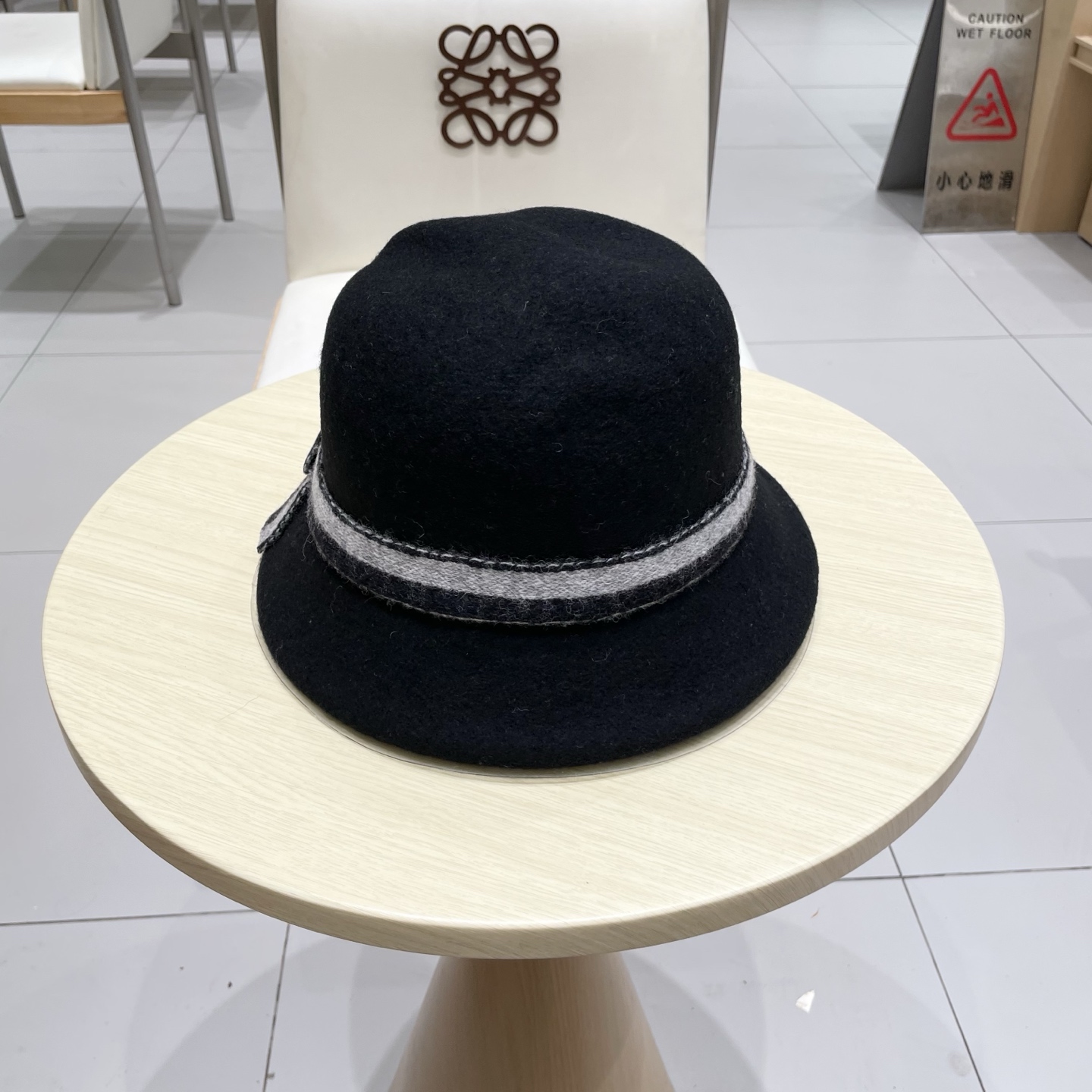 蒙口秋冬新款卷边羊毛渔夫帽优雅气质显脸小加厚简约蝴蝶结保暖潮