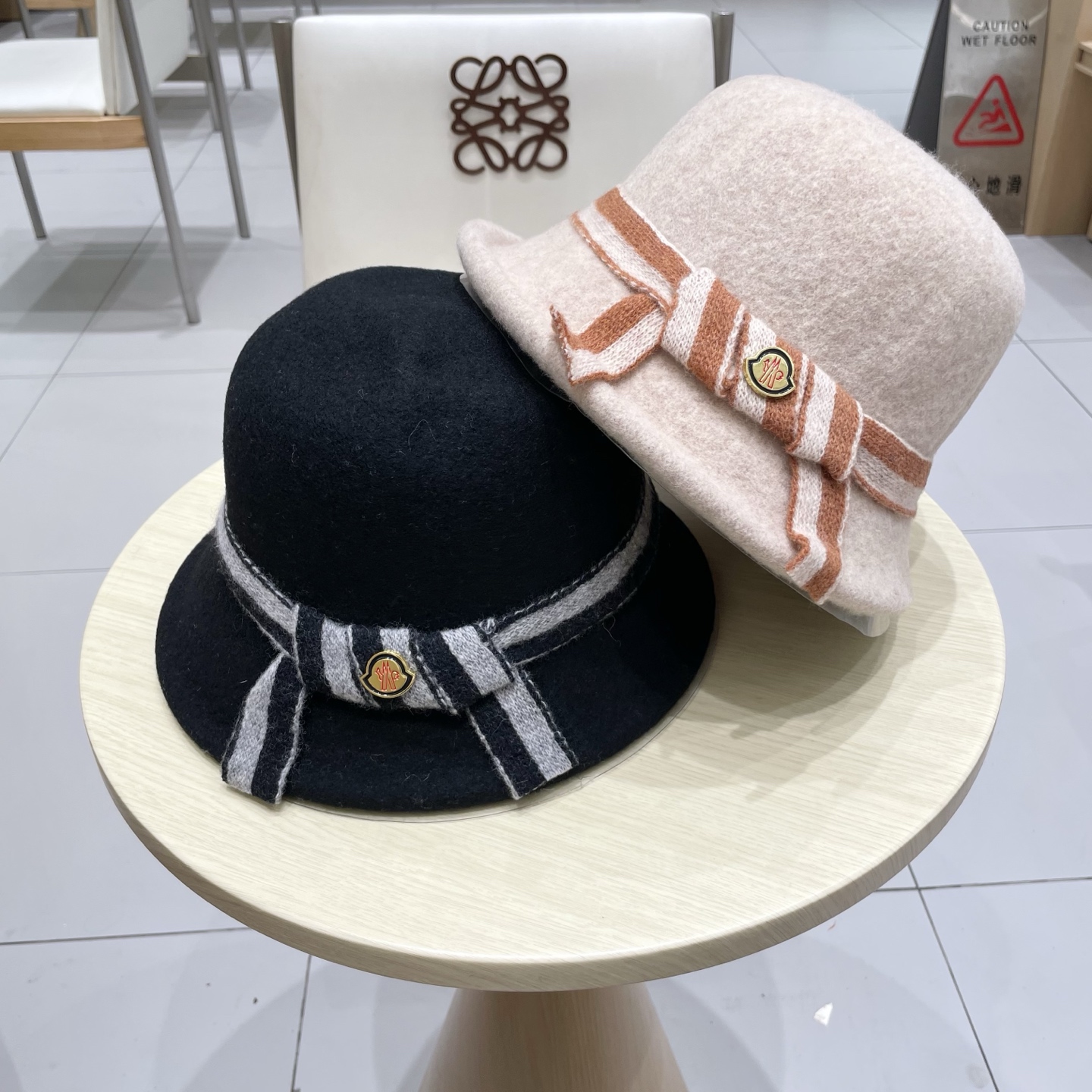 蒙口秋冬新款卷边羊毛渔夫帽优雅气质显脸小加厚简约蝴蝶结保暖潮