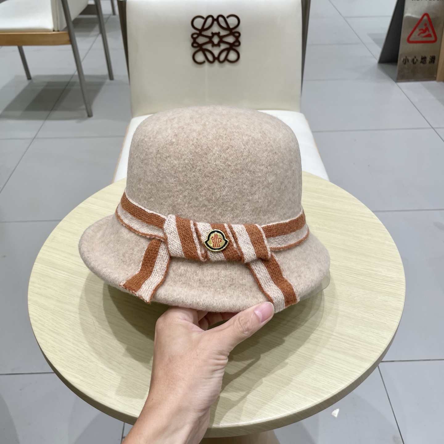 蒙口秋冬新款卷边羊毛渔夫帽优雅气质显脸小加厚简约蝴蝶结保暖潮