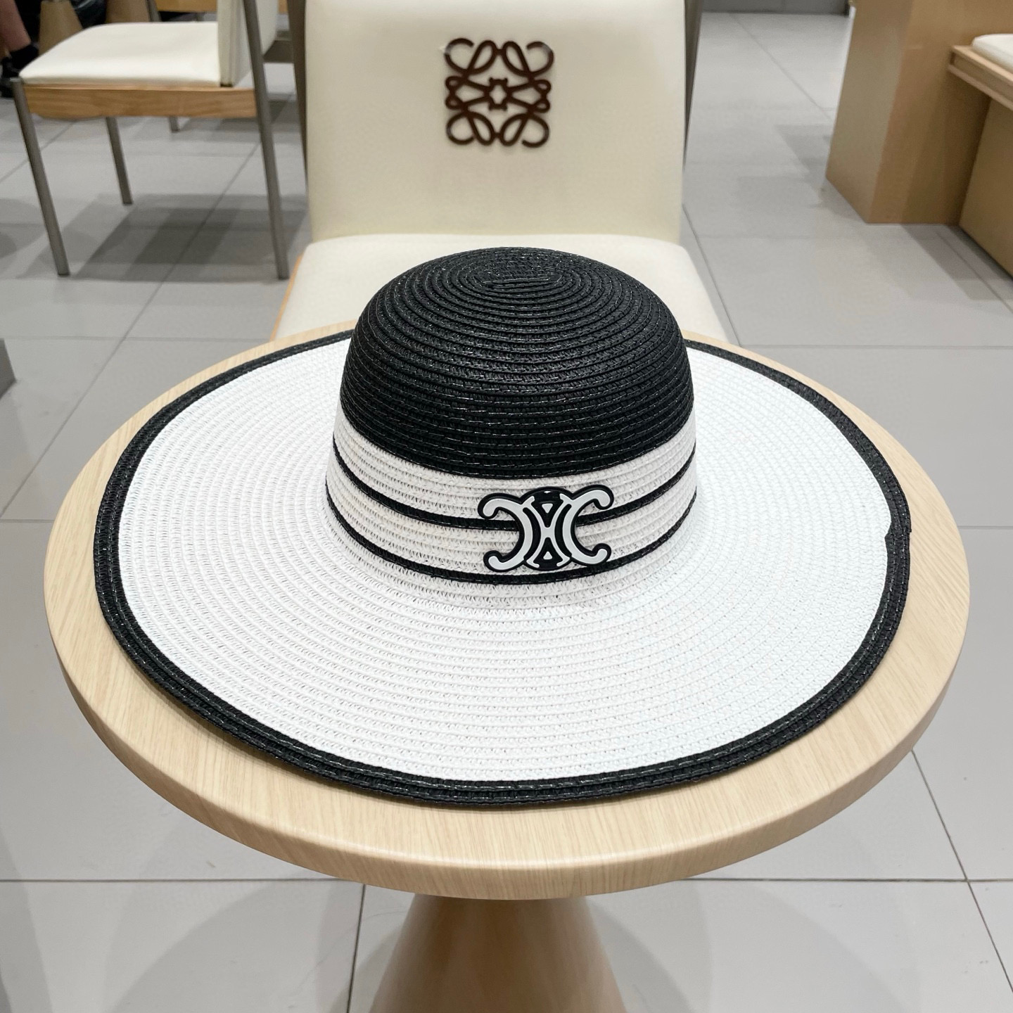  塞琳celien新款草帽，圆顶礼帽，头围57cm