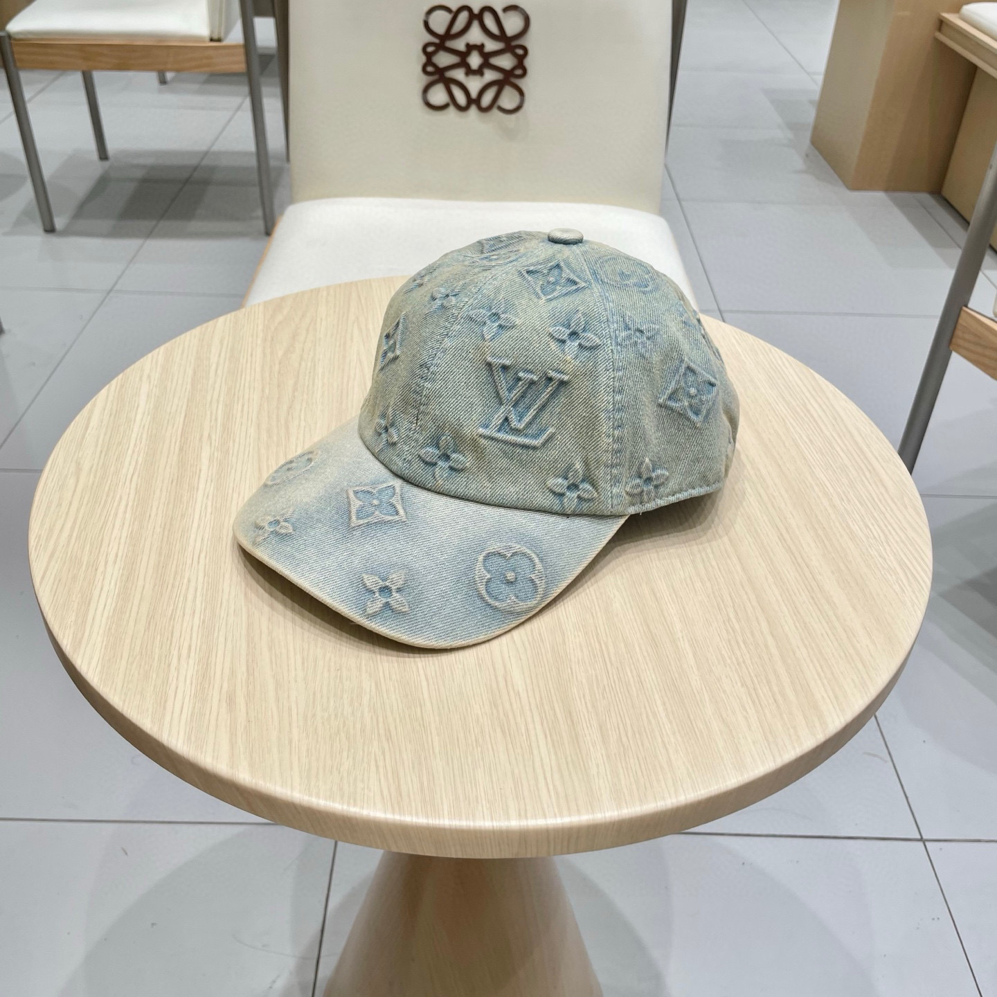  🧢路易威登lv棒球帽 LouisVuitton😍新款重工打造♥️高端大气，百搭款🤗男女通用！