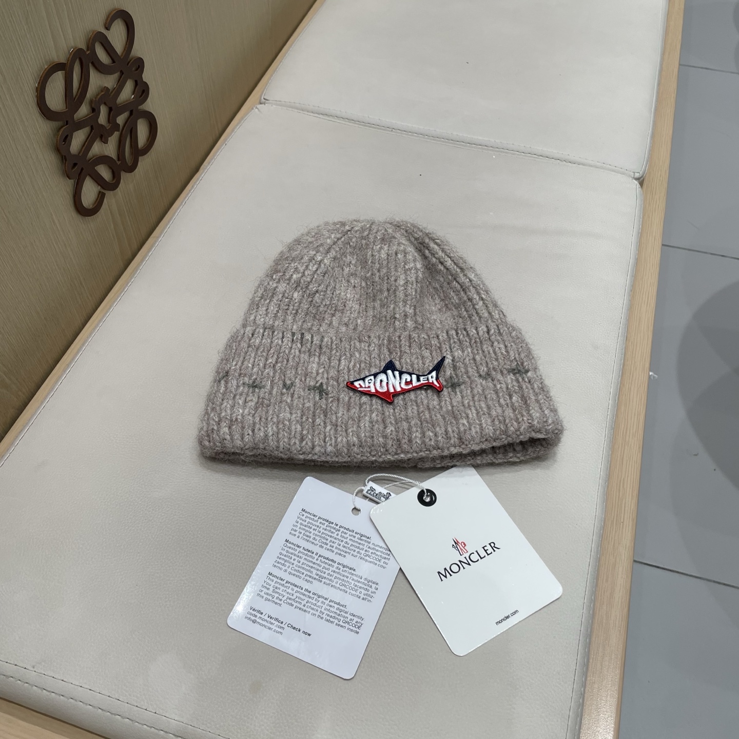  蒙口Moncler盟可睐💥官网经典针织帽，原单复刻.非常柔软亲肤，弹性很好💓有质感又非常百搭的款式~保