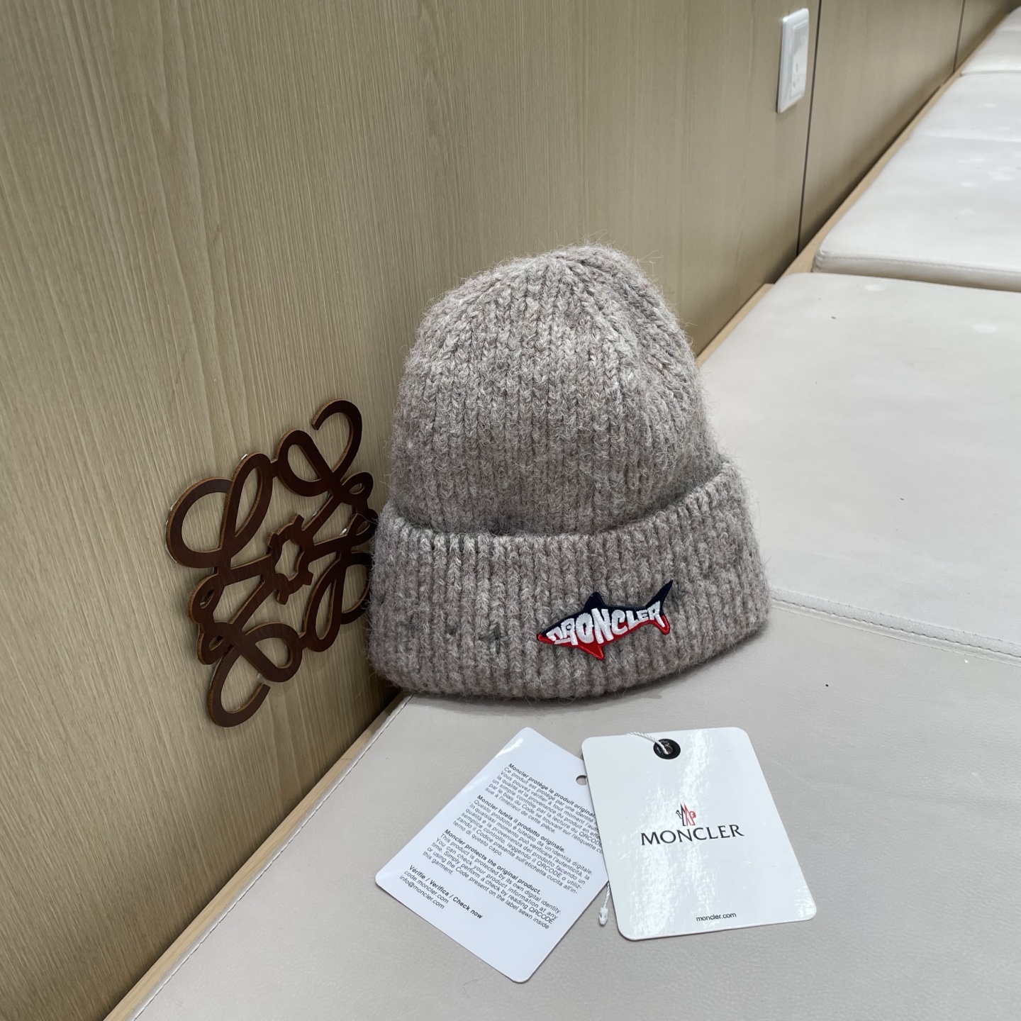  蒙口Moncler盟可睐💥官网经典针织帽，原单复刻.非常柔软亲肤，弹性很好💓有质感又非常百搭的款式~保