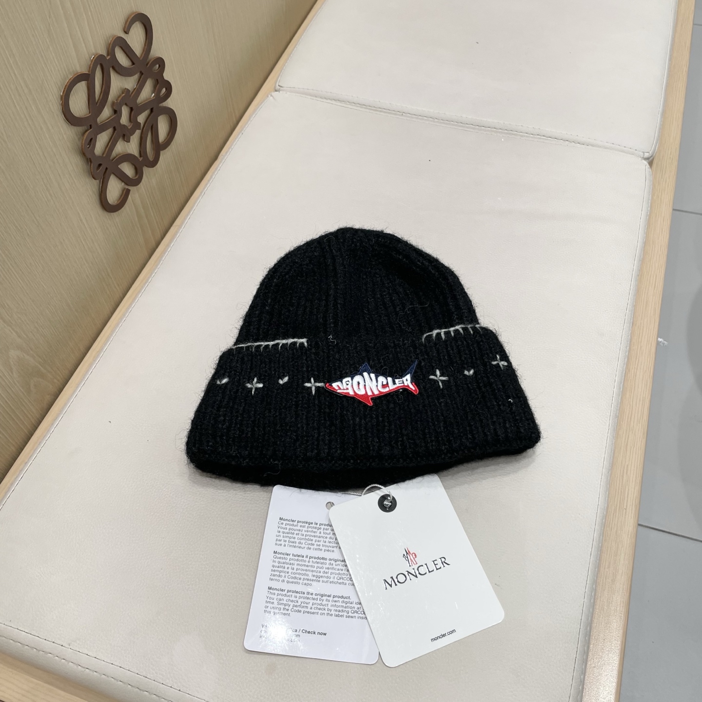  蒙口Moncler盟可睐💥官网经典针织帽，原单复刻.非常柔软亲肤，弹性很好💓有质感又非常百搭的款式~保