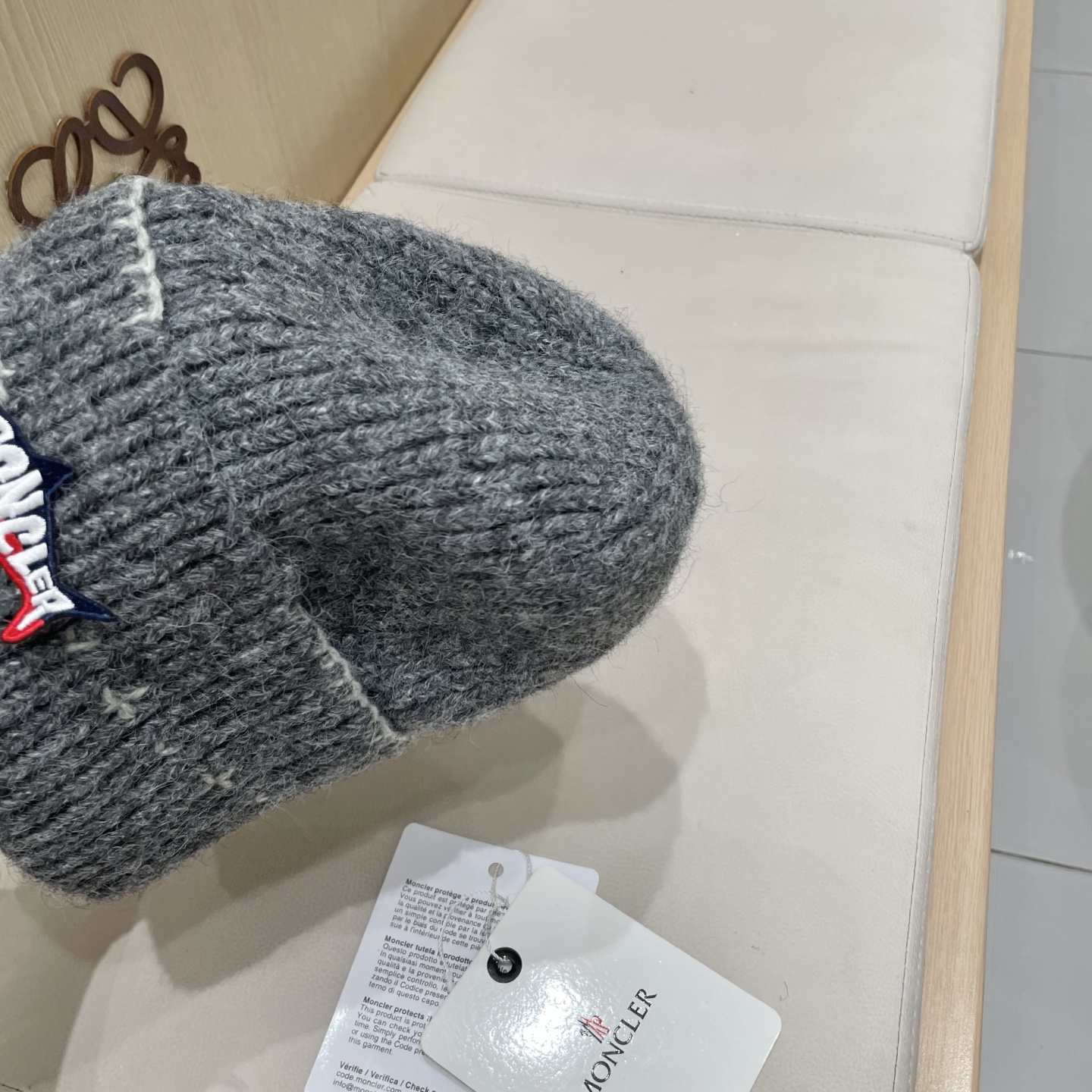  蒙口Moncler盟可睐💥官网经典针织帽，原单复刻.非常柔软亲肤，弹性很好💓有质感又非常百搭的款式~保