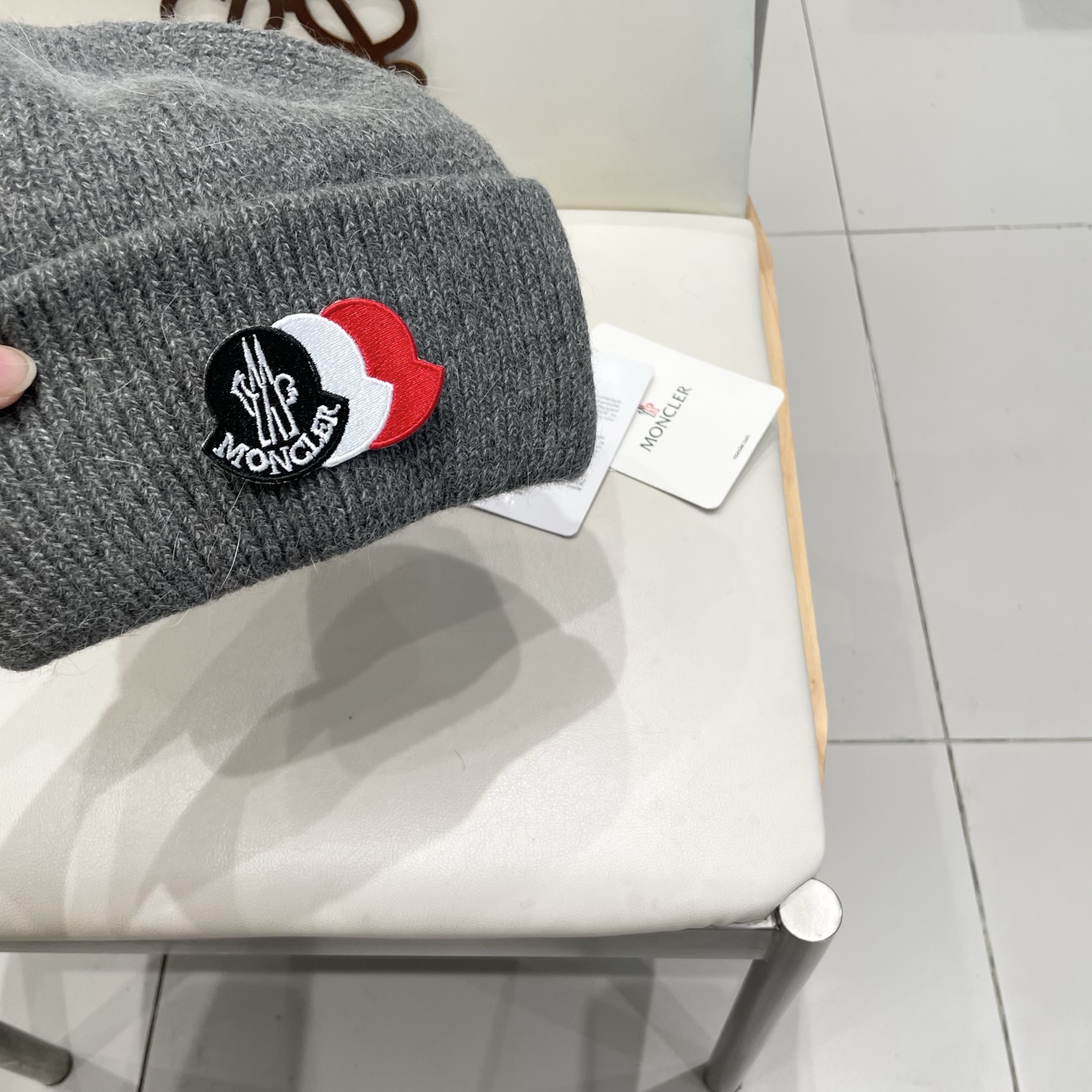  moncler 软糯安哥拉兔毛针织毛线帽女秋冬百搭显脸小玫粉色冷帽子