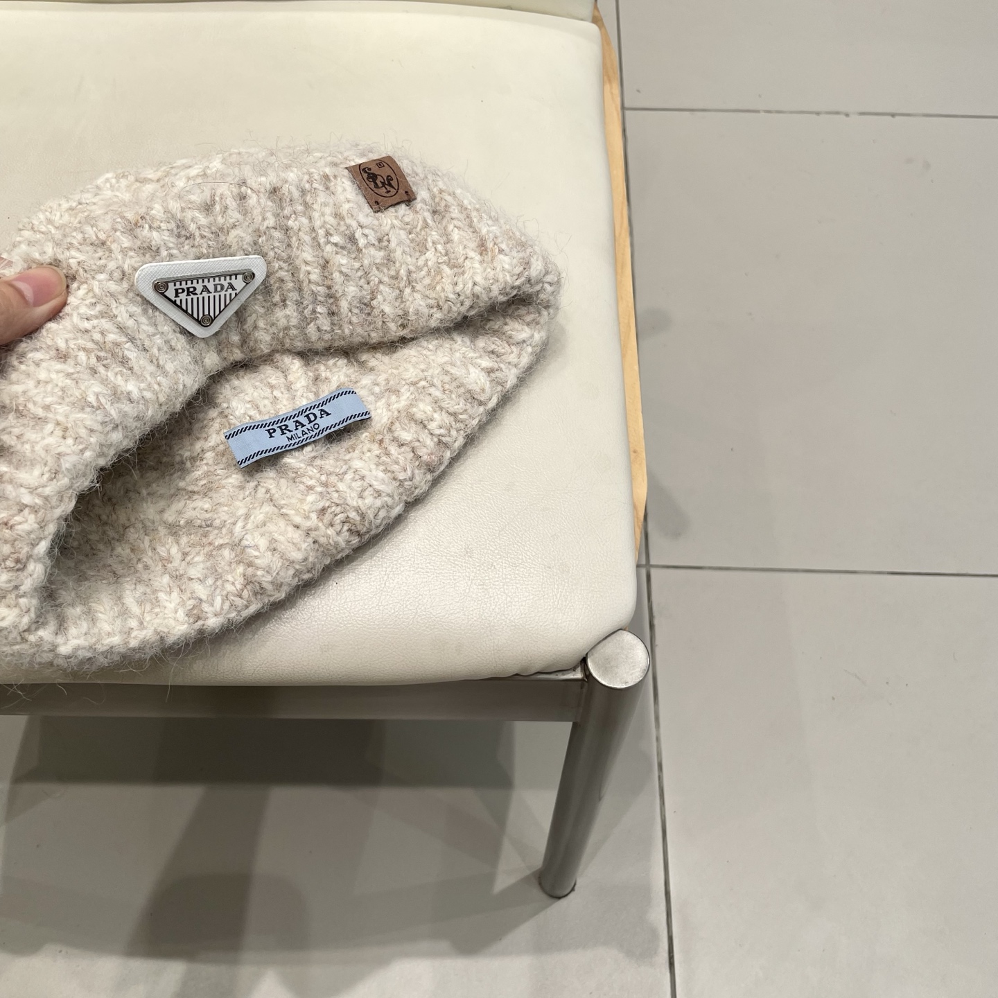   Prada新款帽子女粗针织毛线帽春秋季百搭大头围绿色宽松ins显脸小