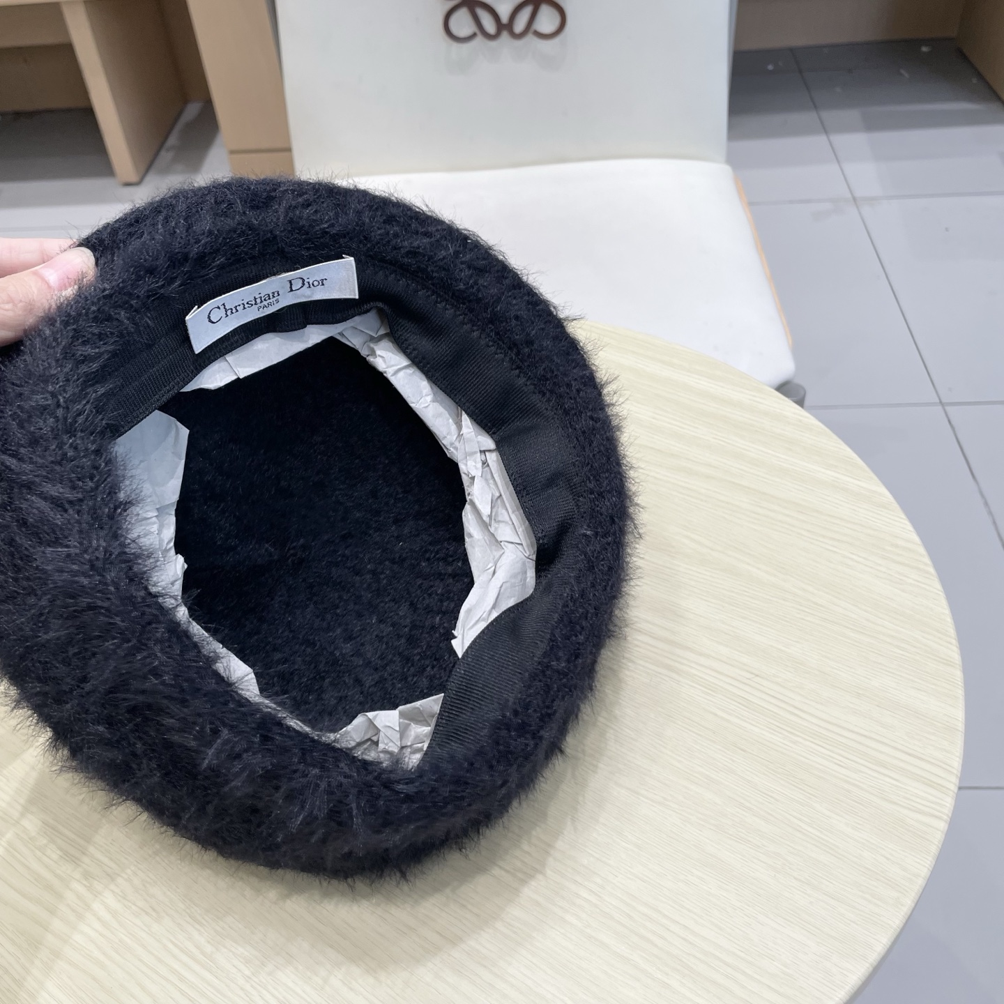 。Dior迪奥贝雷帽女2025新款秋冬大头围画家帽显脸小保暖毛绒蓓蕾帽子