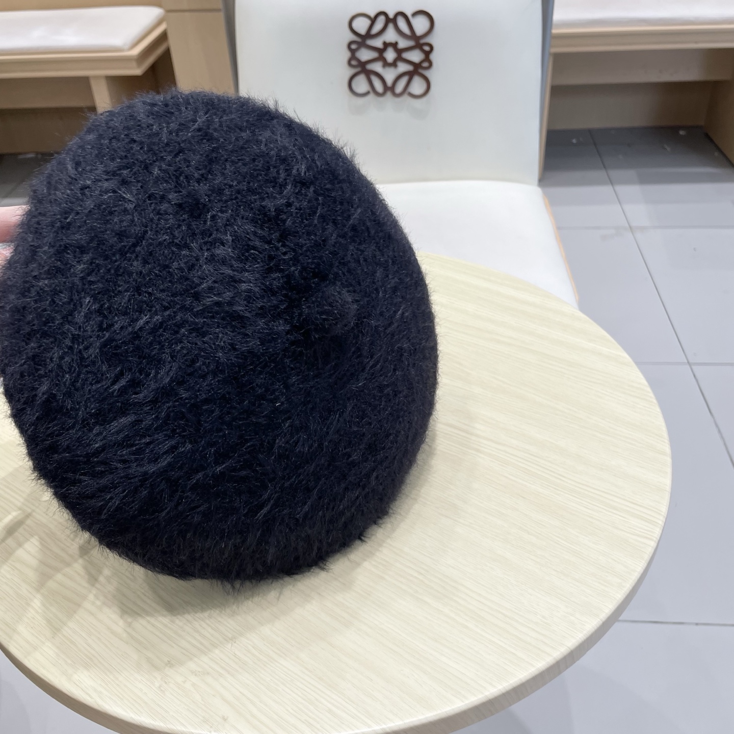 。Dior迪奥贝雷帽女2025新款秋冬大头围画家帽显脸小保暖毛绒蓓蕾帽子