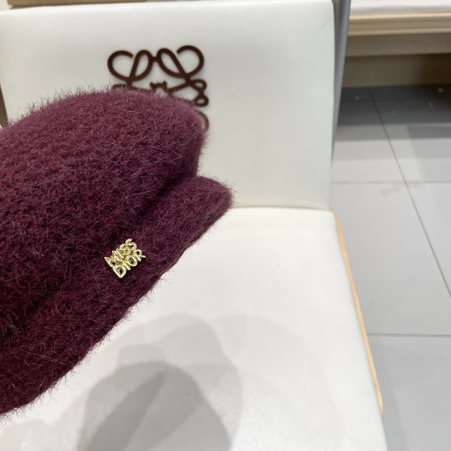 。Dior迪奥贝雷帽女2025新款秋冬大头围画家帽显脸小保暖毛绒蓓蕾帽子