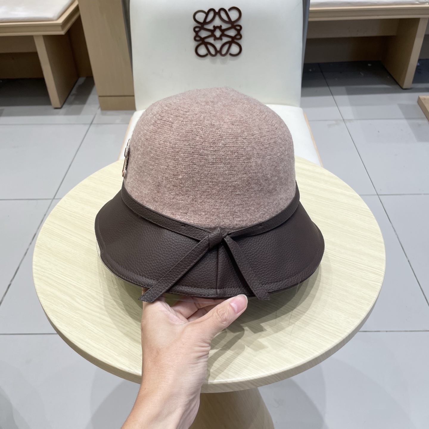  塞琳Celine秋冬季羊毛渔夫帽女2025新款圆顶盆帽显脸小时尚百搭帽子女款保暖