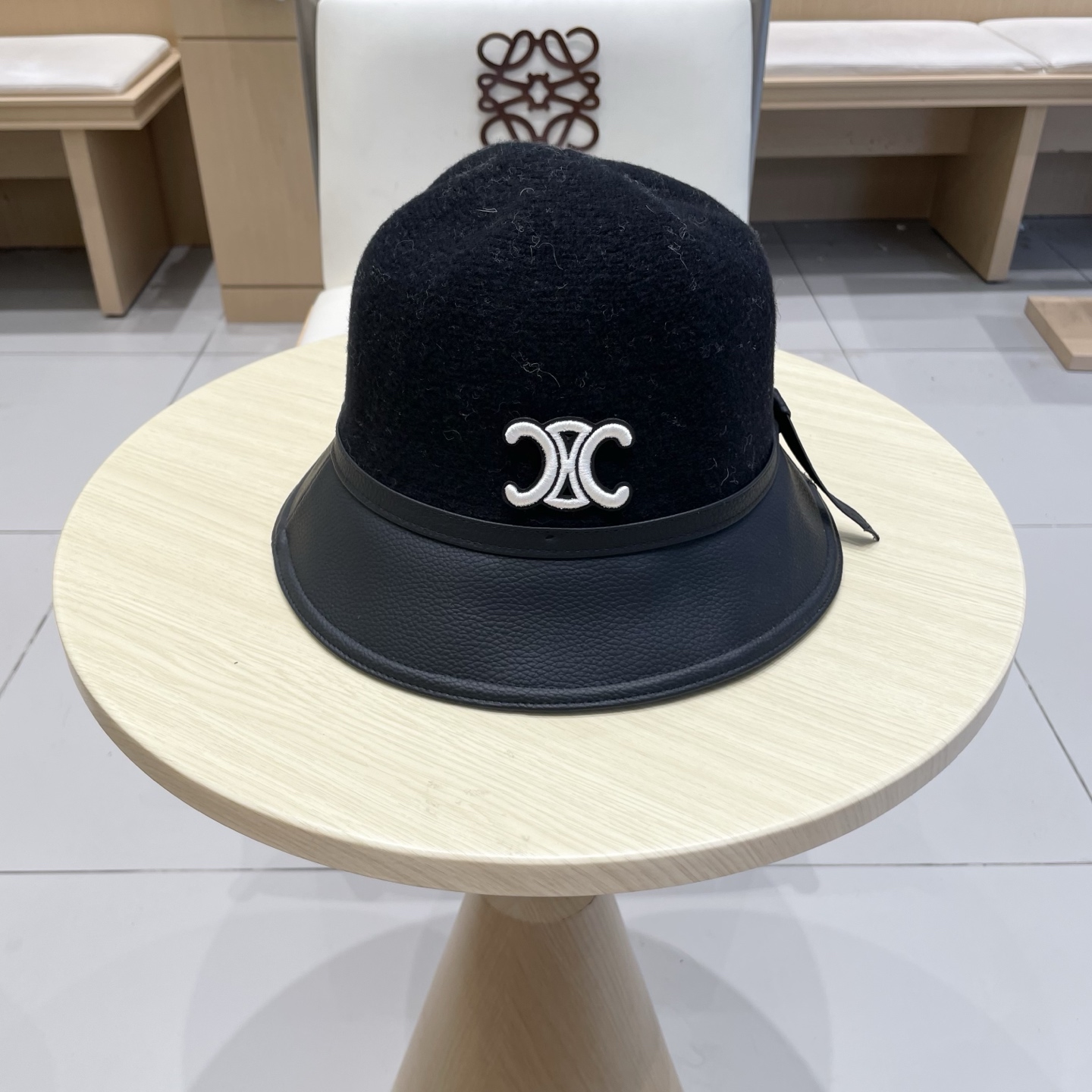  塞琳Celine秋冬季羊毛渔夫帽女2025新款圆顶盆帽显脸小时尚百搭帽子女款保暖