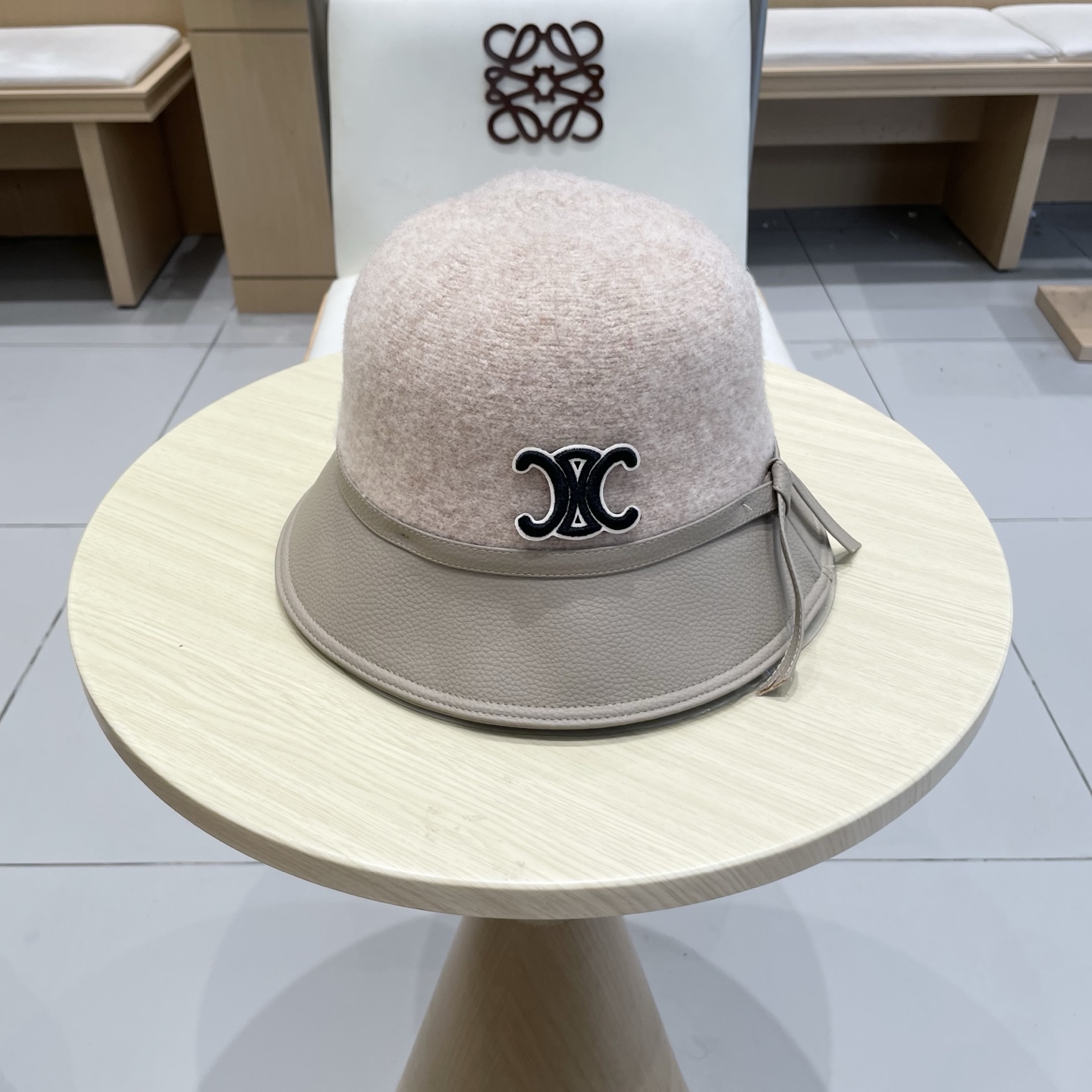 NO:553123,Celine autumn and winter wool fisherman hat women's new dome basin hat showing face small fashion versatile hat women's warm hat fisherman hat baseball cap knitted hat, hat, celine, espadrilles, hats19860909塞琳Celine秋冬季羊毛渔夫帽女新款圆顶盆帽显脸小时尚百搭帽子女款保暖帽子渔夫帽棒球帽针织帽,帽子,celine,espadrilles,hats,hat