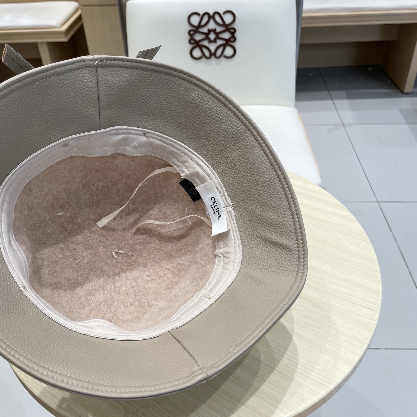  塞琳Celine秋冬季羊毛渔夫帽女2025新款圆顶盆帽显脸小时尚百搭帽子女款保暖