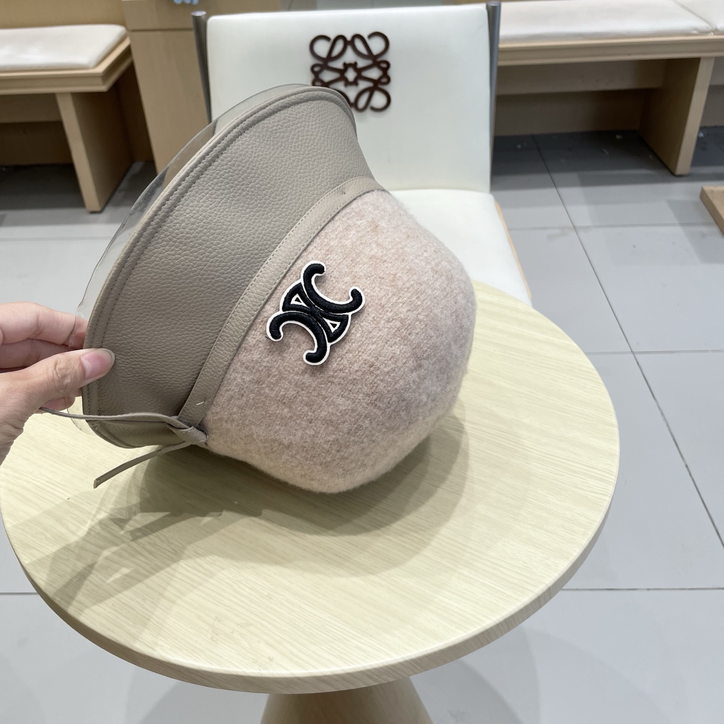  塞琳Celine秋冬季羊毛渔夫帽女2025新款圆顶盆帽显脸小时尚百搭帽子女款保暖