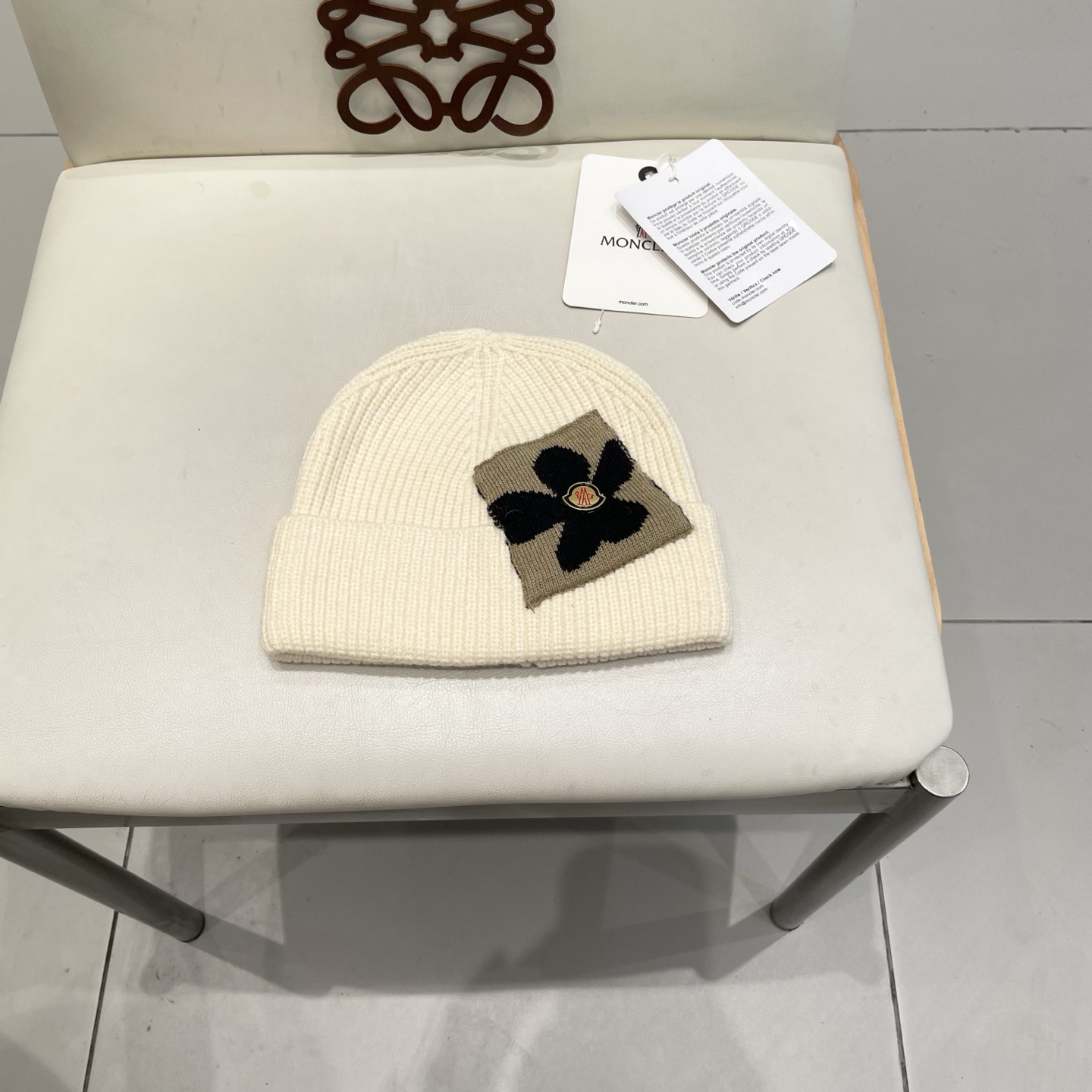 NO:553075,moncler woolen hat haze blue cold hat lake blue Korean version trendy royal blue Japanese knitted hat women's autumn and winter versatile hat fisherman hat baseball cap knitted hat, hat, espadrilles, hats19860909moncler毛线帽雾霾蓝冷帽湖蓝色韩版潮宝蓝色日系针织帽子女秋冬百搭帽子渔夫帽棒球帽针织帽,帽子,espadrilles,hats,hat