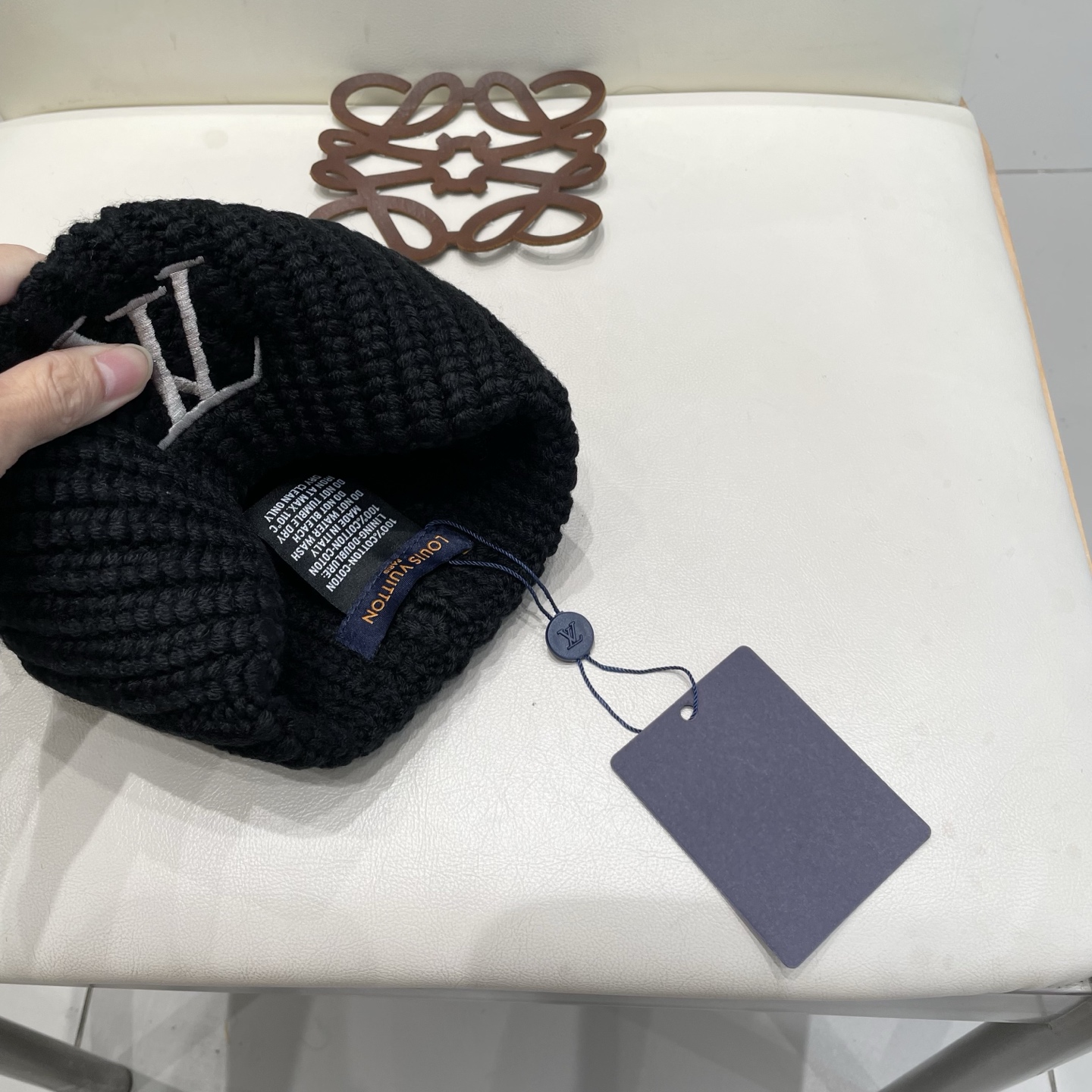   LV 路易威登 2025秋冬新款毛线帽，男女款针织帽，