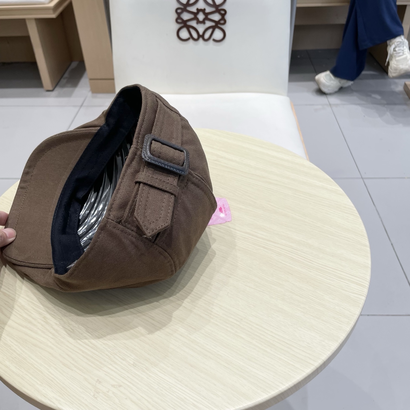    Chanel日系复古纽扣黑色前进帽女休闲百搭报童帽文艺显脸小反戴贝雷帽子