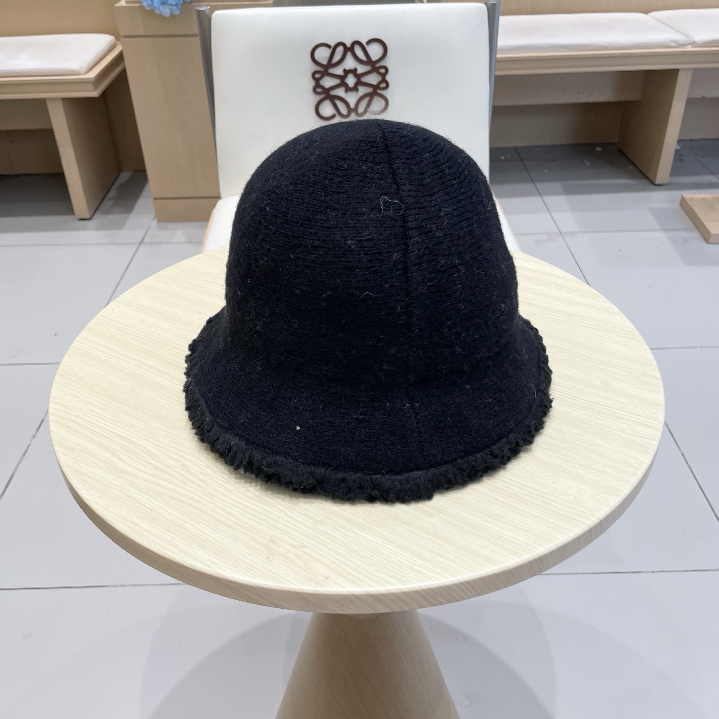    moncler新款网红渔夫帽子女秋冬季毛绒帽子可爱冬天日系护耳针织素颜保暖