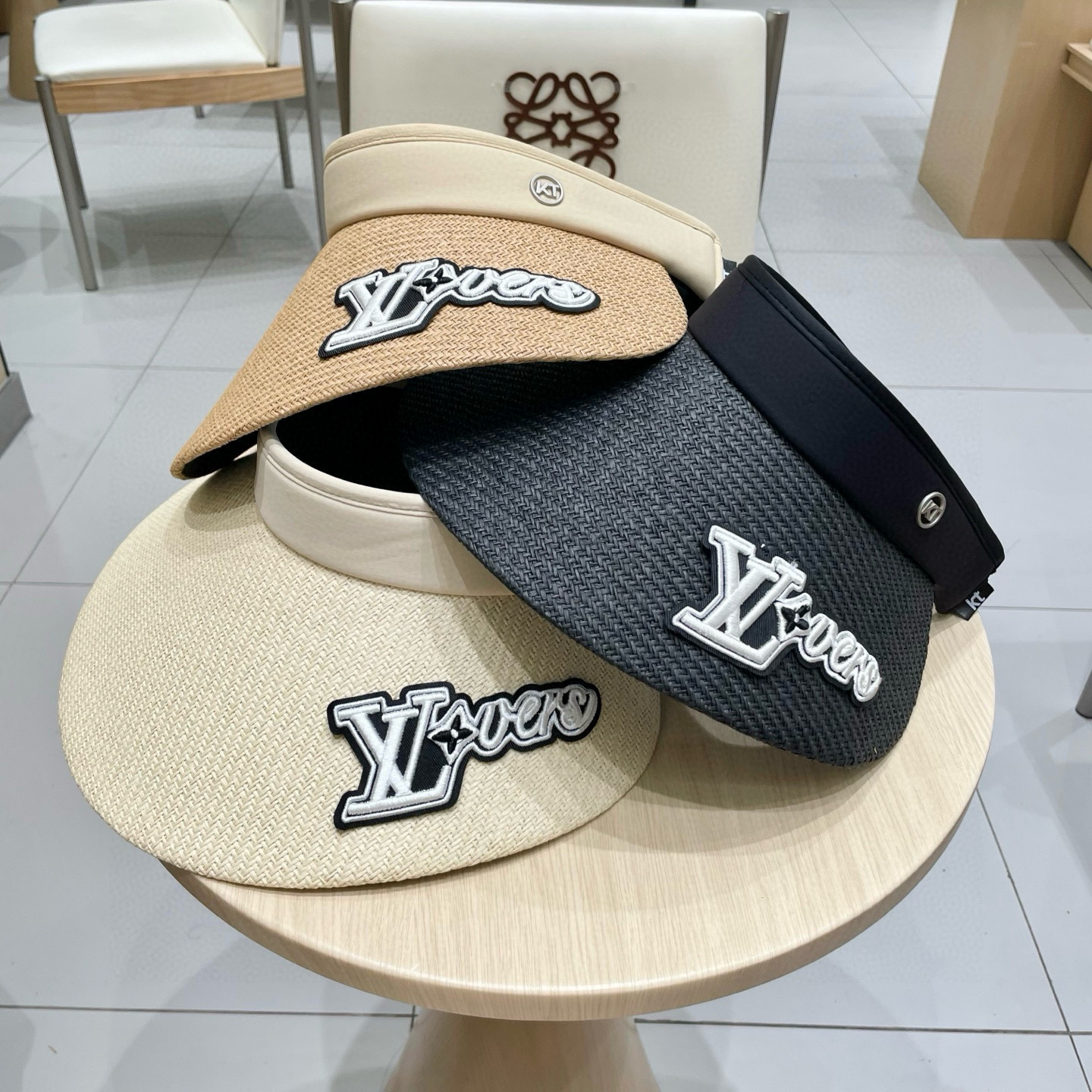  【LV路易威登】2025夏季新款男女款遮阳帽空顶帽，大牌出货，超方便！好搭！出街必备。