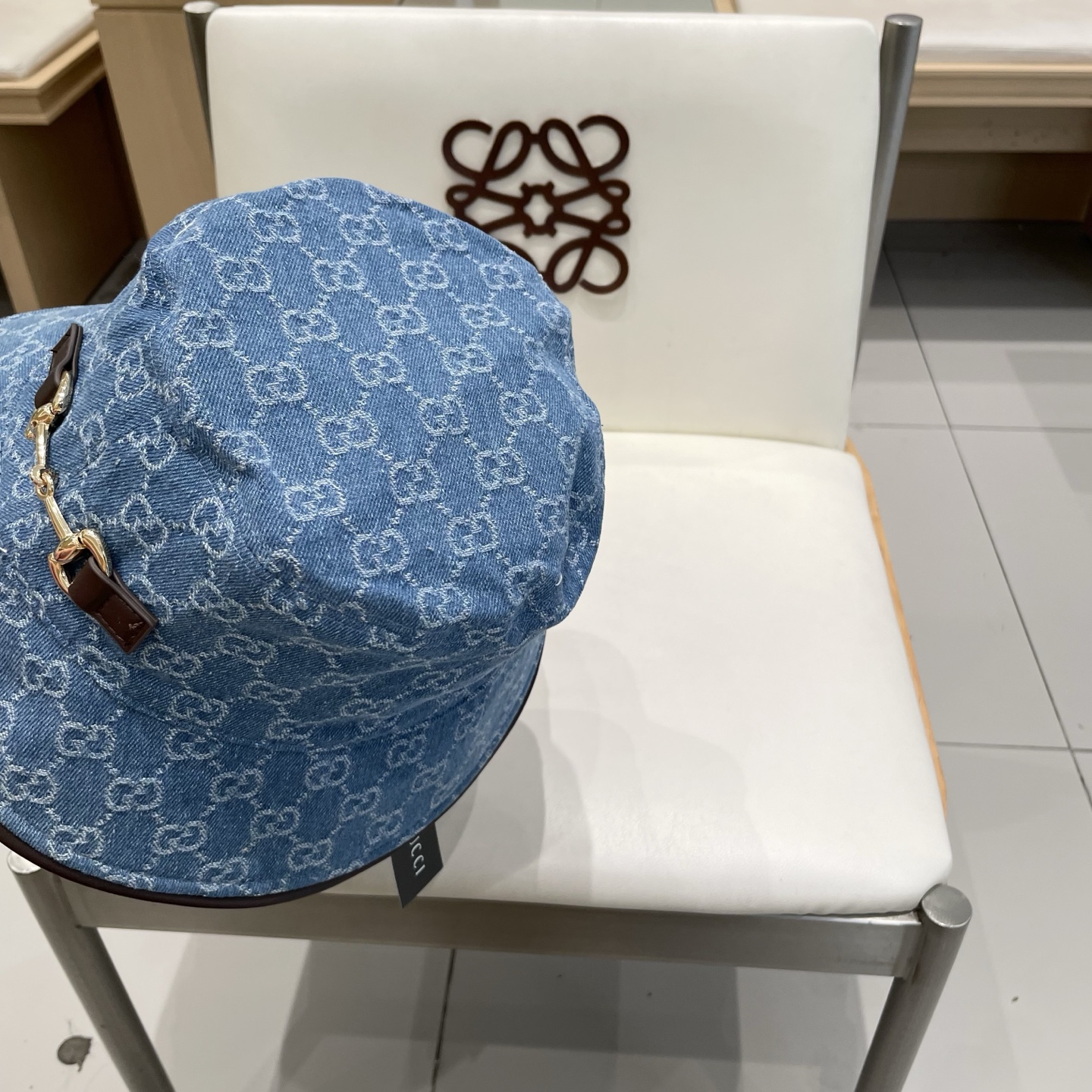  原单品质
GUCCI古奇渔夫帽👒官网新品Gucci渔夫帽火爆来袭 工艺非常精美 高档大气上档次！低调奢