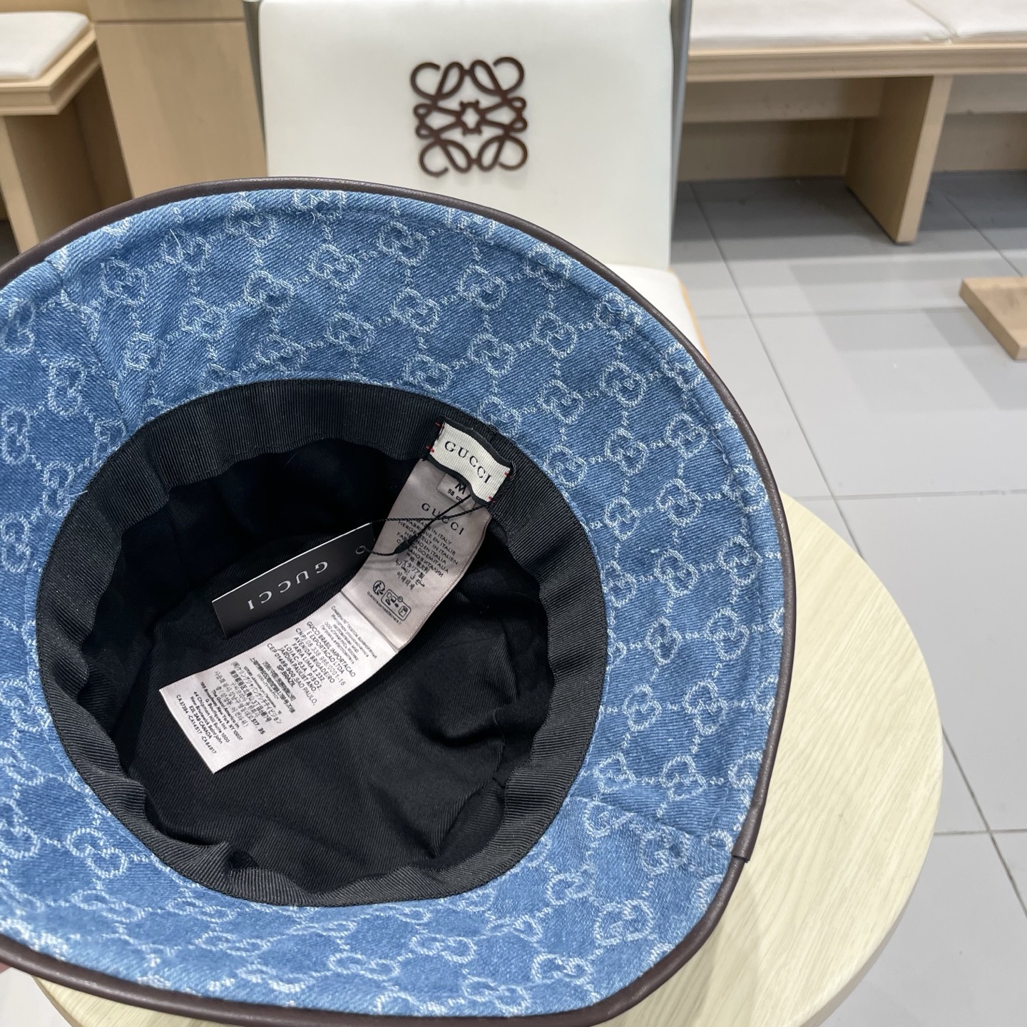  原单品质
GUCCI古奇渔夫帽👒官网新品Gucci渔夫帽火爆来袭 工艺非常精美 高档大气上档次！低调奢