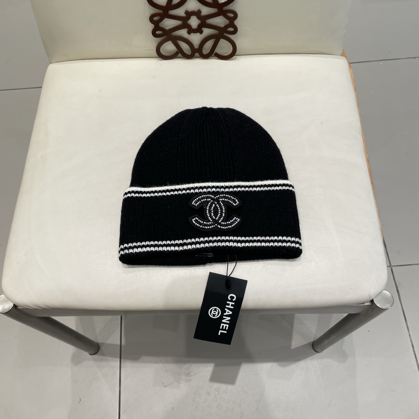  Chanel官网品质香奈儿秋冬网红时尚博主推荐款毛线帽，小红书爆款，手感超柔软舒适的针织线帽，弹性极佳