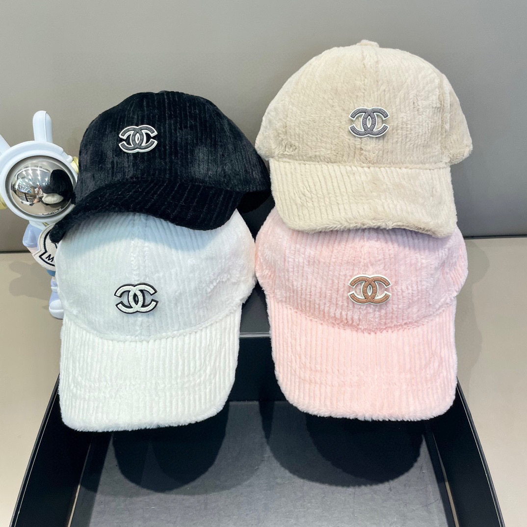  【CHANEL香奈儿】新款秋冬小香风款棒球帽🧢，毛绒绒的非常舒服 大牌款超好搭配，闭眼入的一款