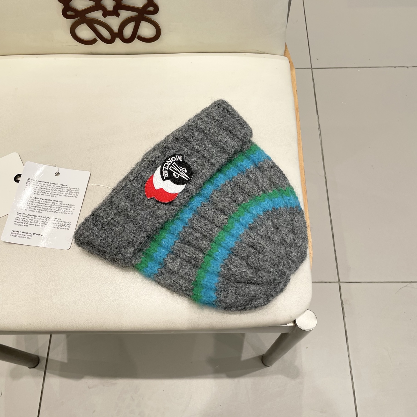  蒙口Moncler盟可睐2025秋冬季新款时尚条纹针织帽子女加厚保暖防寒护耳毛线帽潮