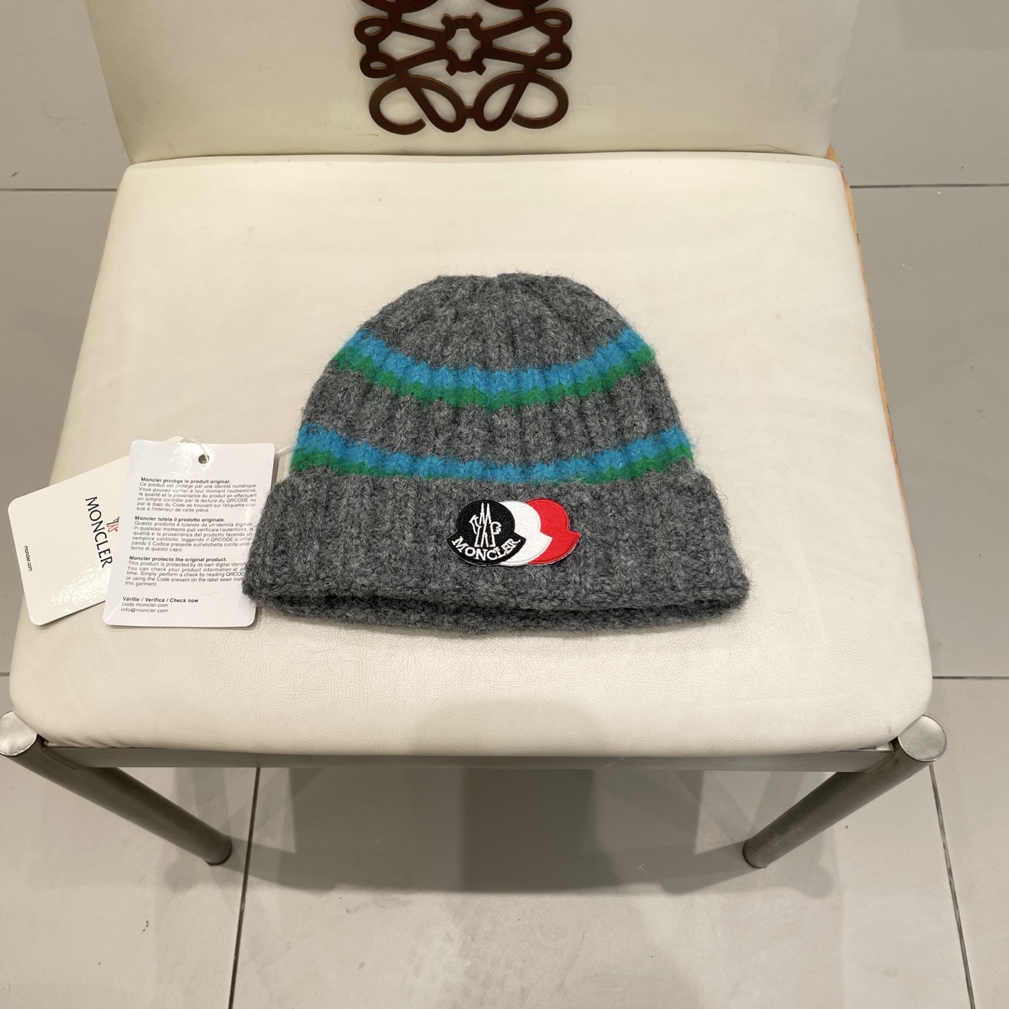  蒙口Moncler盟可睐2025秋冬季新款时尚条纹针织帽子女加厚保暖防寒护耳毛线帽潮