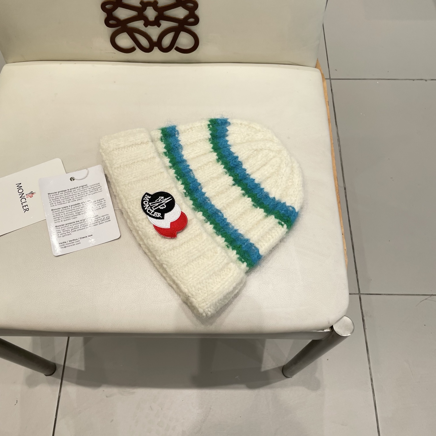  蒙口Moncler盟可睐2025秋冬季新款时尚条纹针织帽子女加厚保暖防寒护耳毛线帽潮