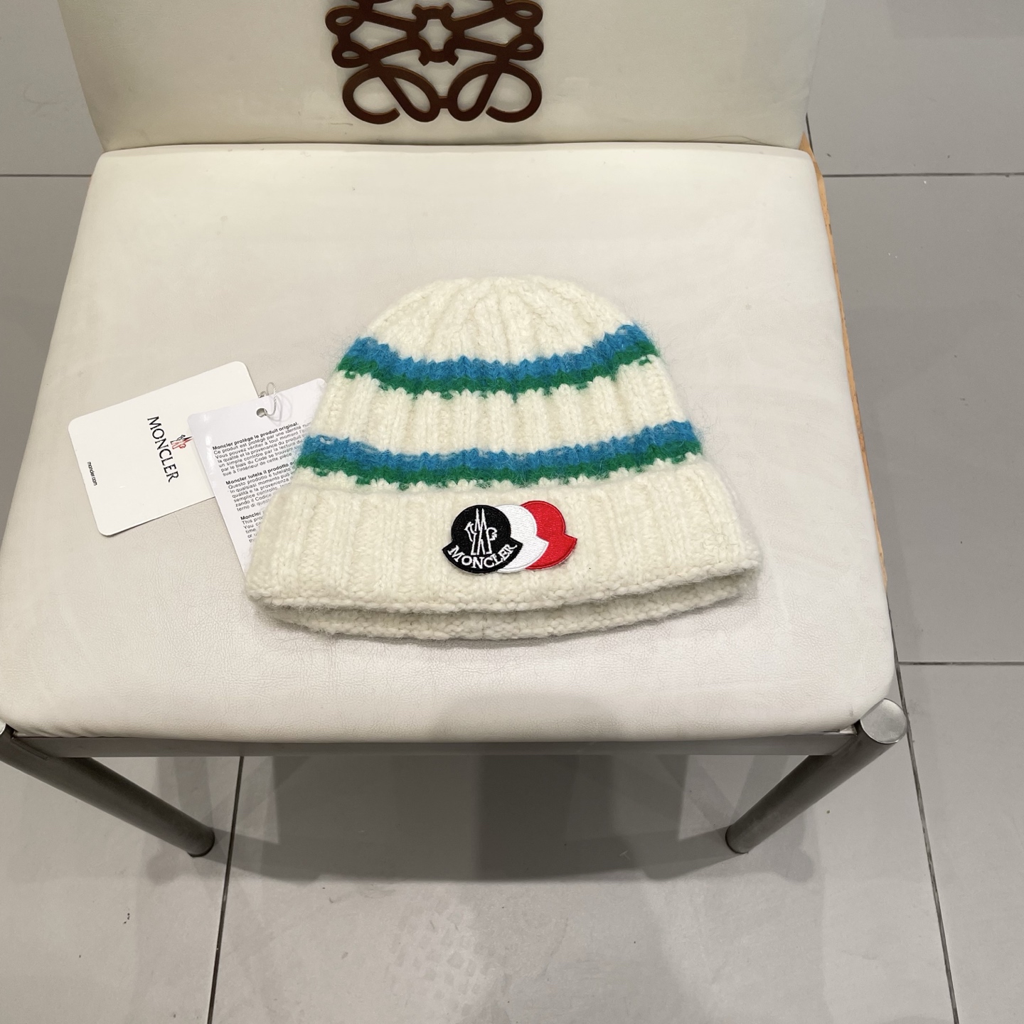  蒙口Moncler盟可睐2025秋冬季新款时尚条纹针织帽子女加厚保暖防寒护耳毛线帽潮