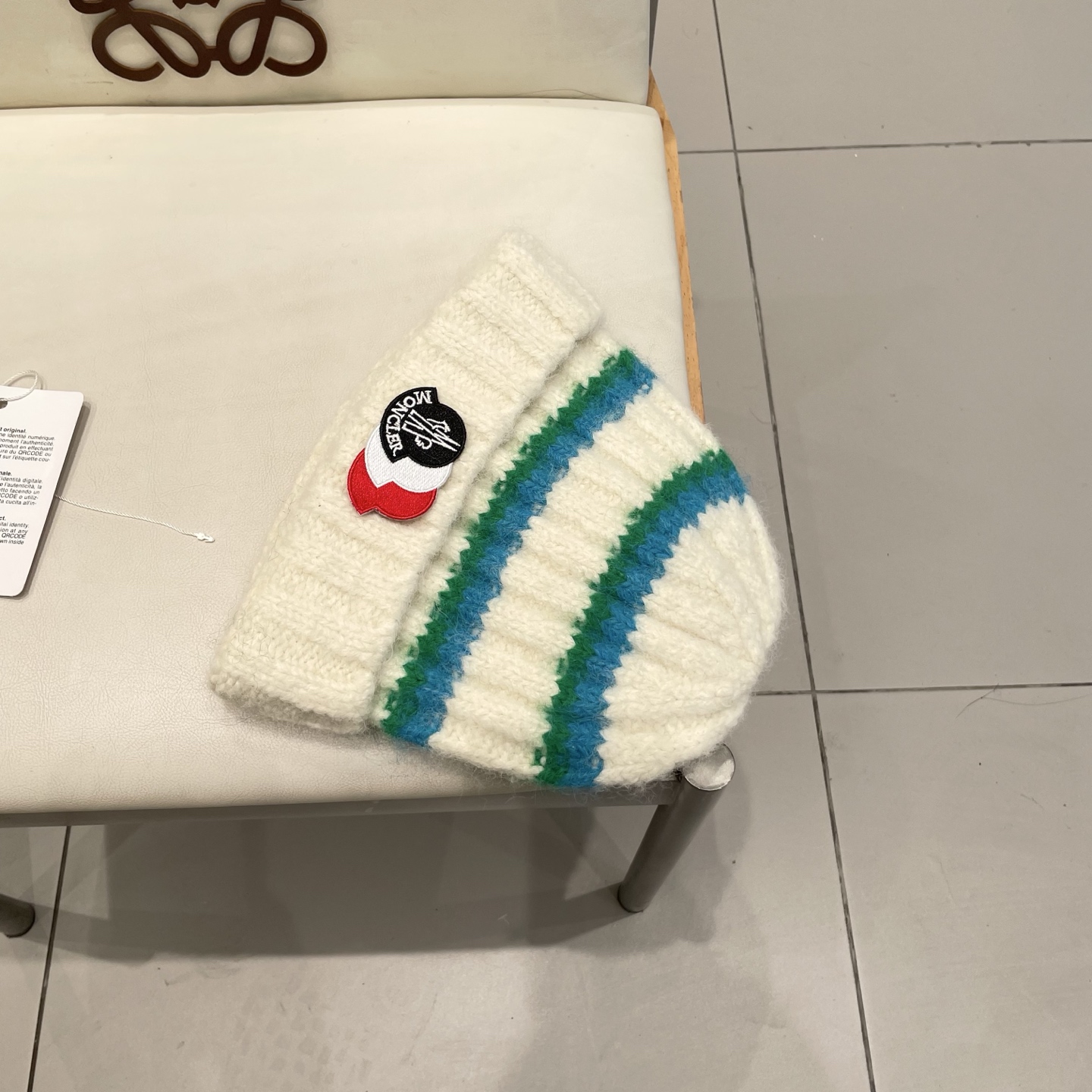  蒙口Moncler盟可睐2025秋冬季新款时尚条纹针织帽子女加厚保暖防寒护耳毛线帽潮