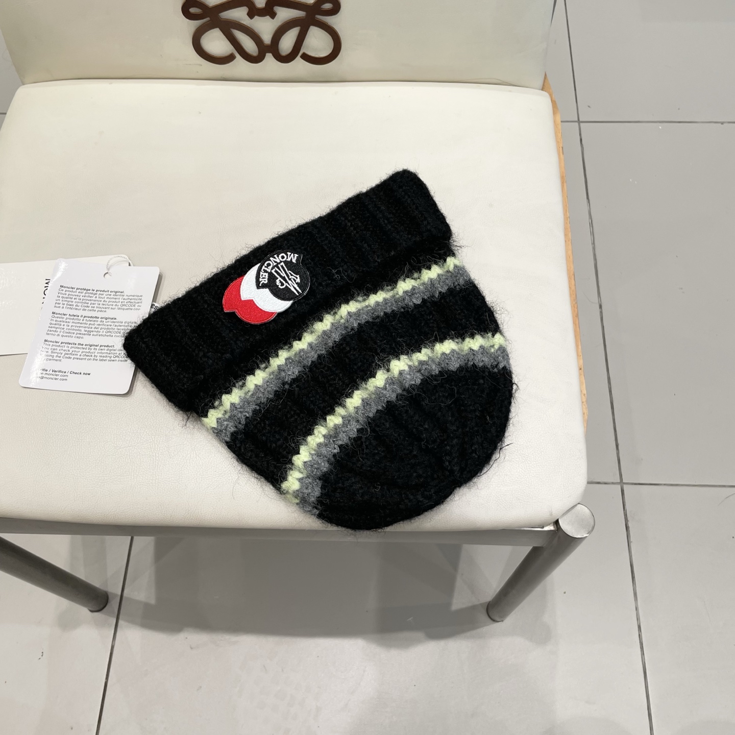  蒙口Moncler盟可睐2025秋冬季新款时尚条纹针织帽子女加厚保暖防寒护耳毛线帽潮