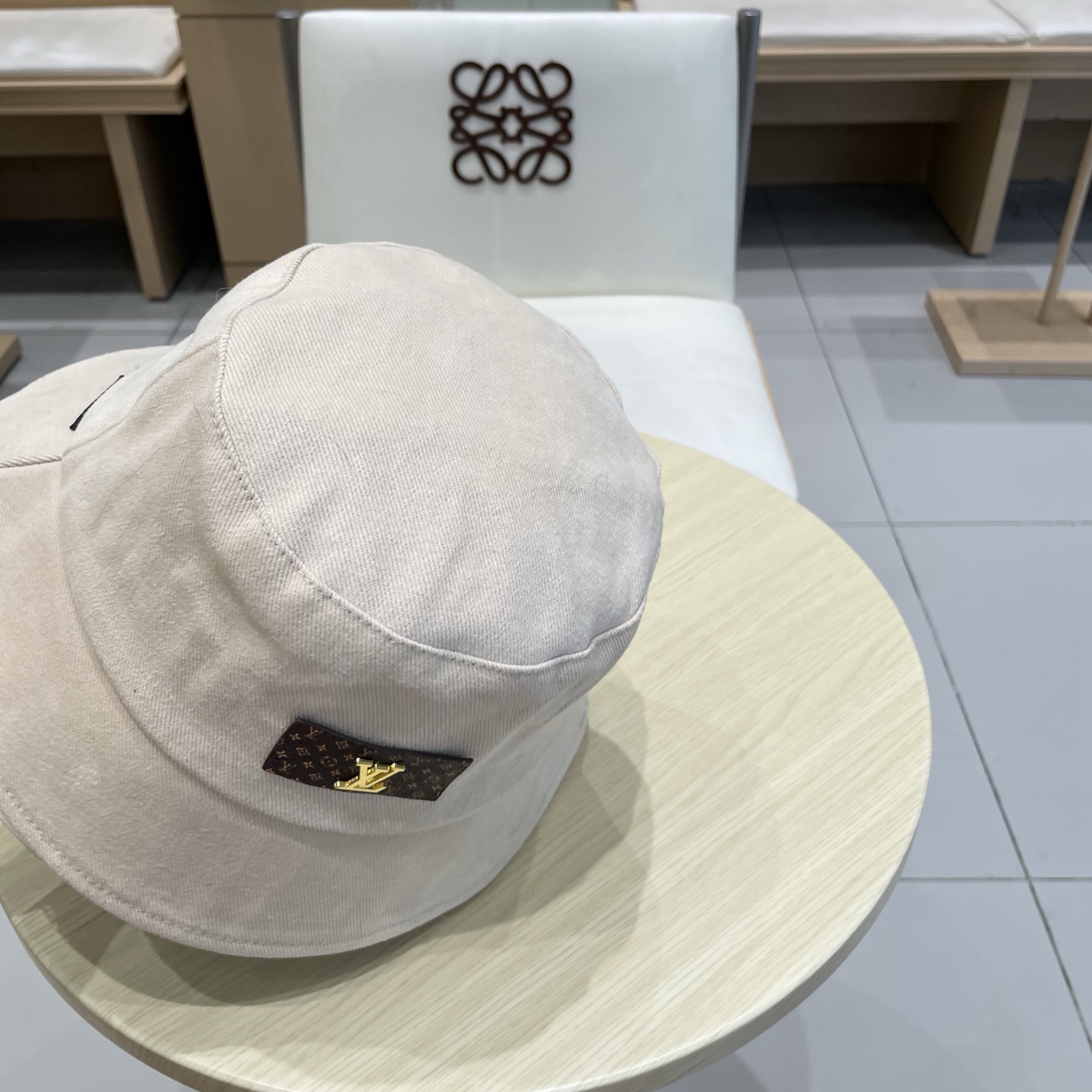  Lv新款渔夫帽，头围57cm