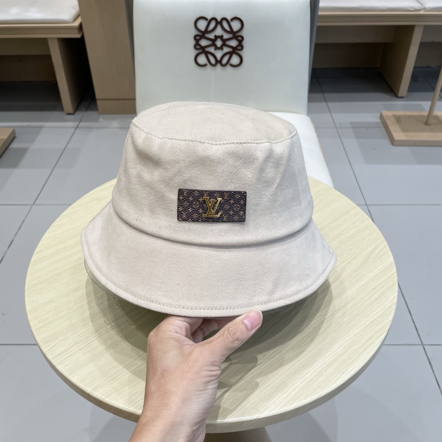  Lv新款渔夫帽，头围57cm