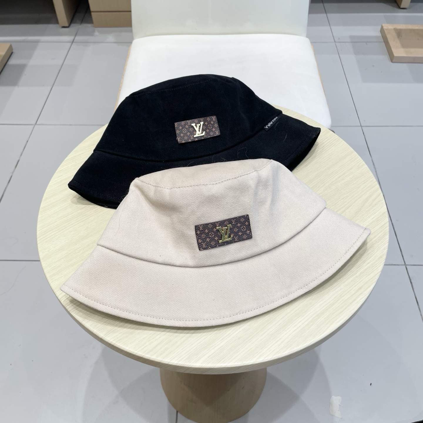  Lv新款渔夫帽，头围57cm