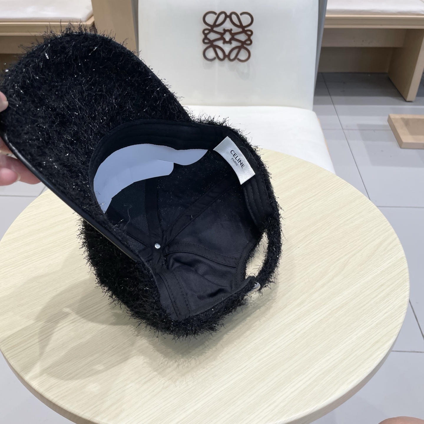  塞琳celine时尚毛绒棒球帽百搭显脸小鸭舌帽造型帽子女秋季