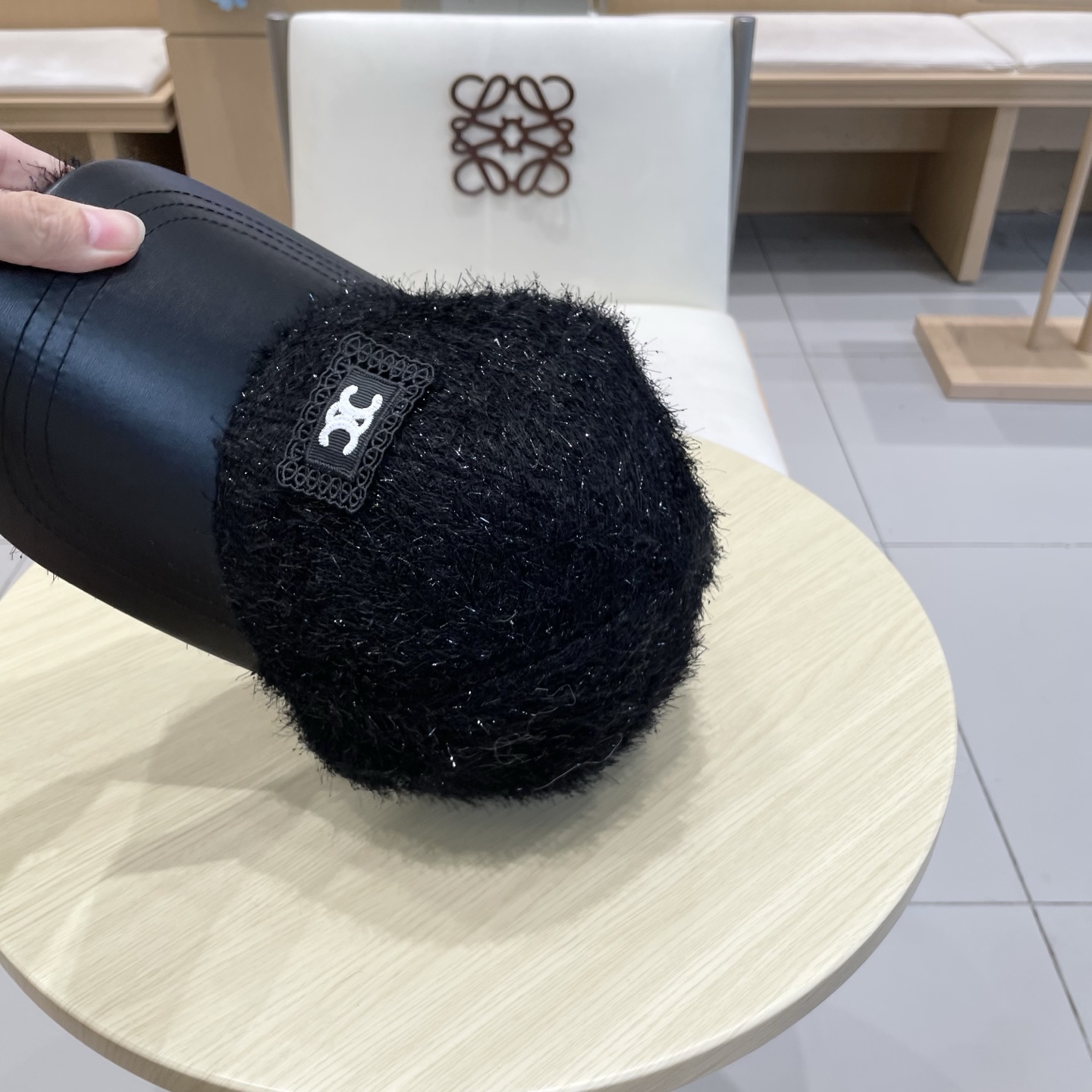  塞琳celine时尚毛绒棒球帽百搭显脸小鸭舌帽造型帽子女秋季