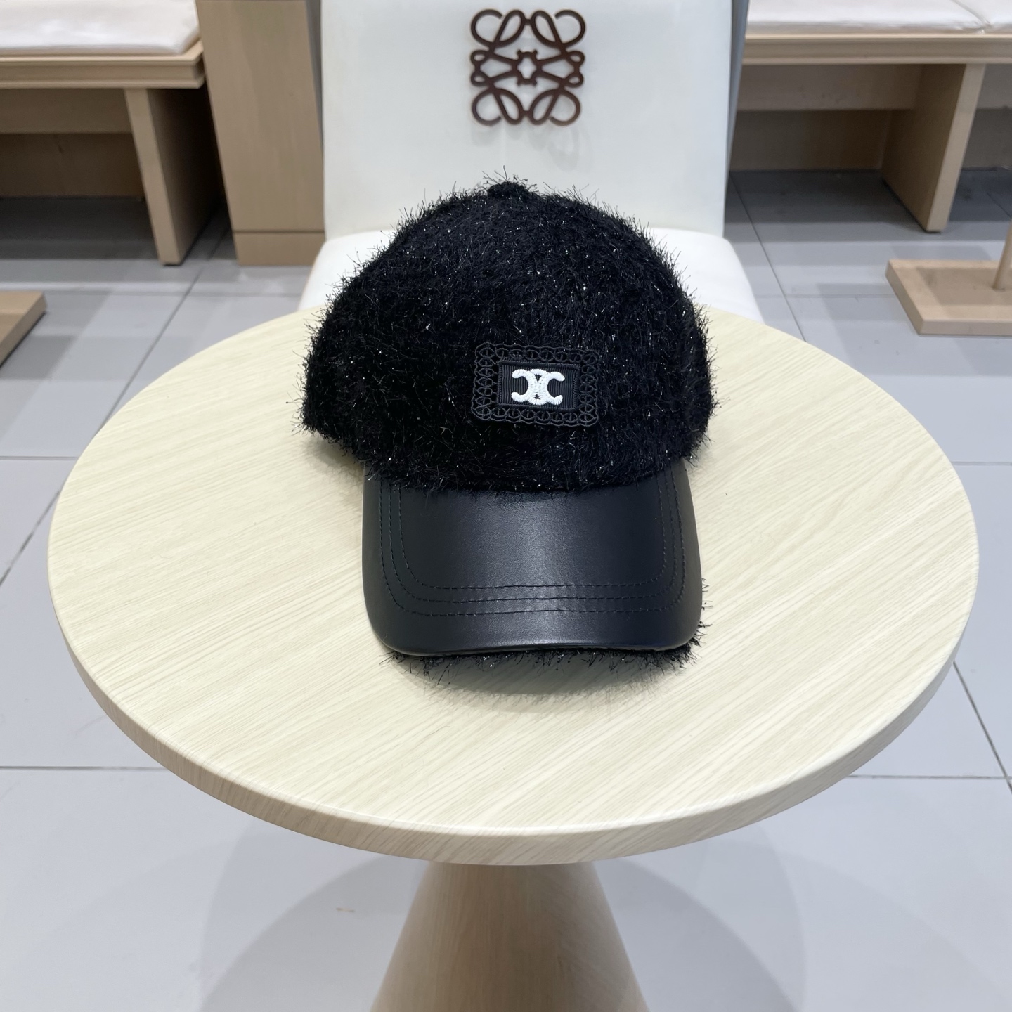  塞琳celine时尚毛绒棒球帽百搭显脸小鸭舌帽造型帽子女秋季