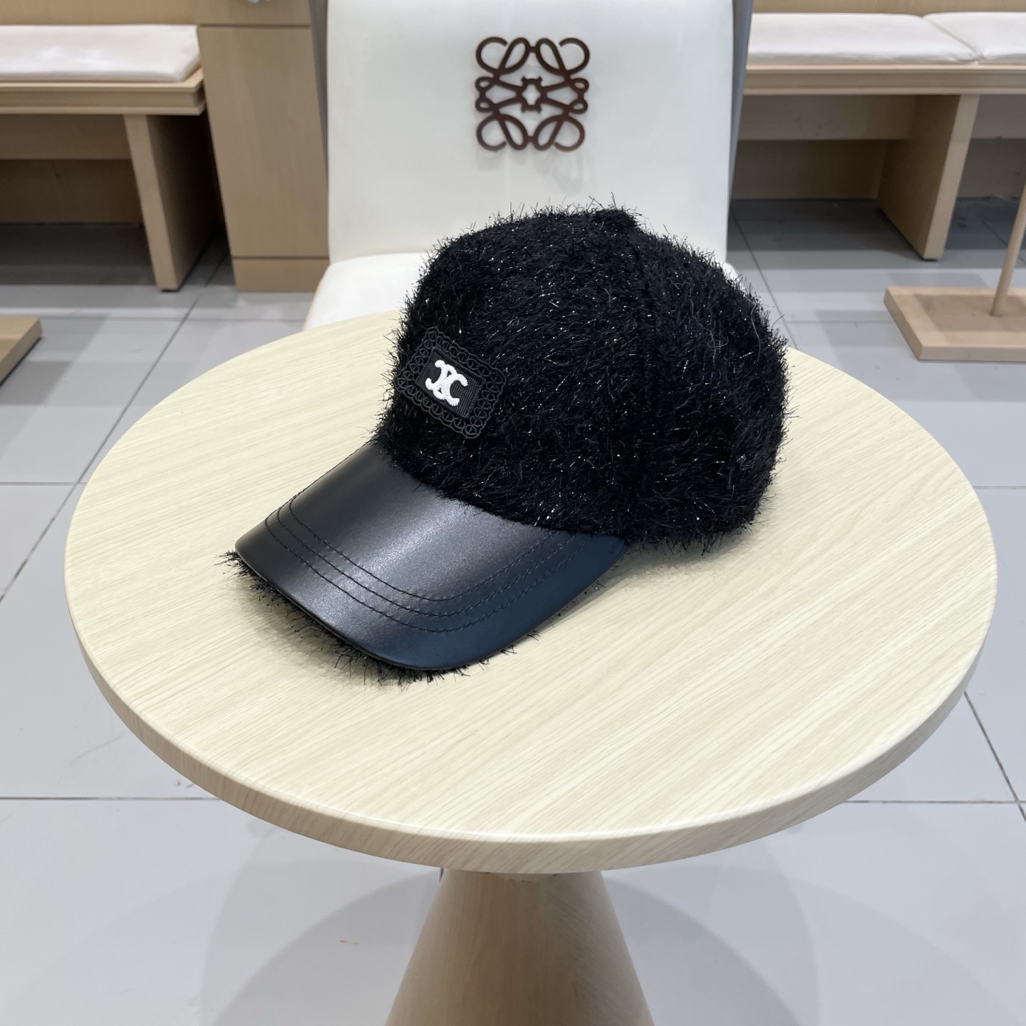  塞琳celine时尚毛绒棒球帽百搭显脸小鸭舌帽造型帽子女秋季