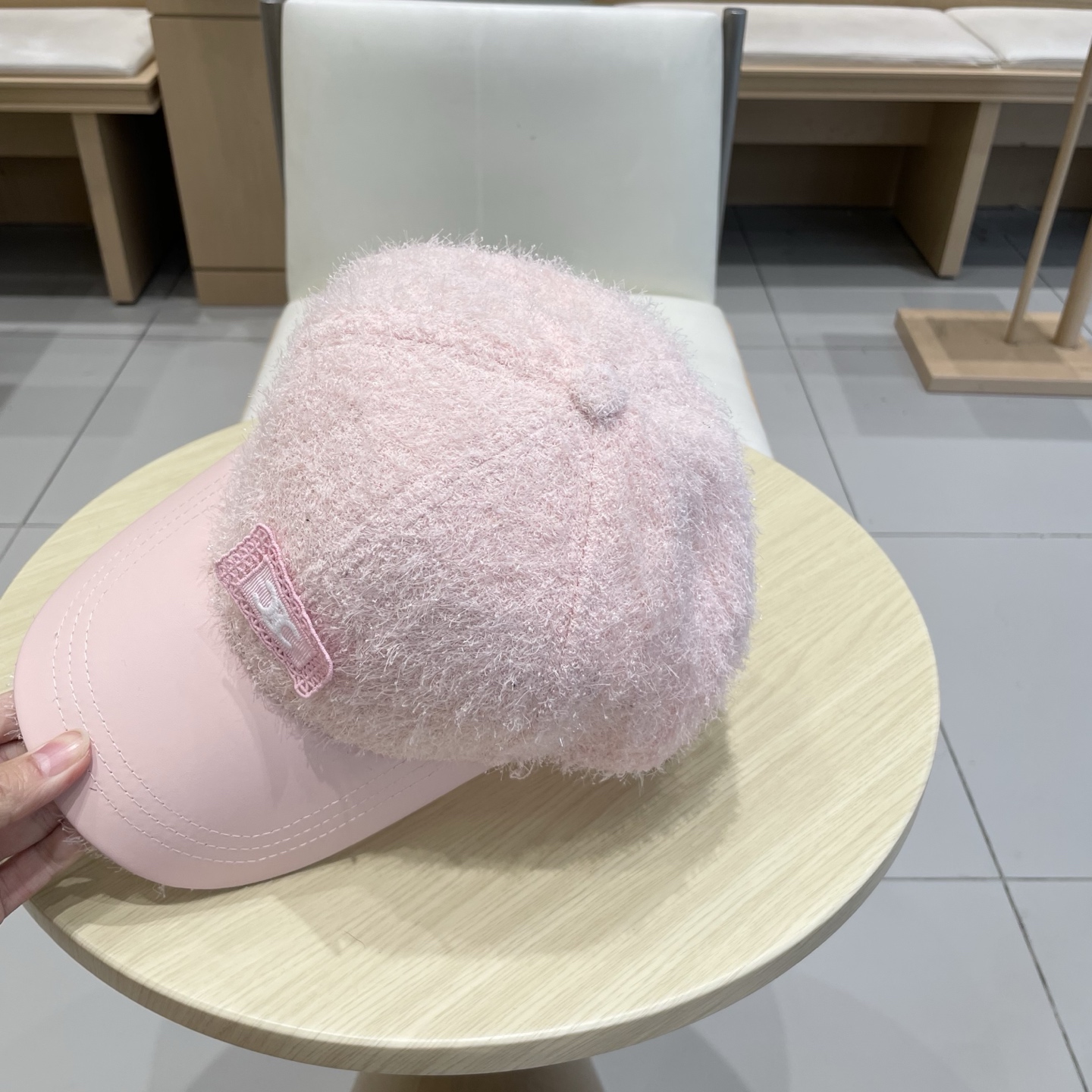  塞琳celine时尚毛绒棒球帽百搭显脸小鸭舌帽造型帽子女秋季