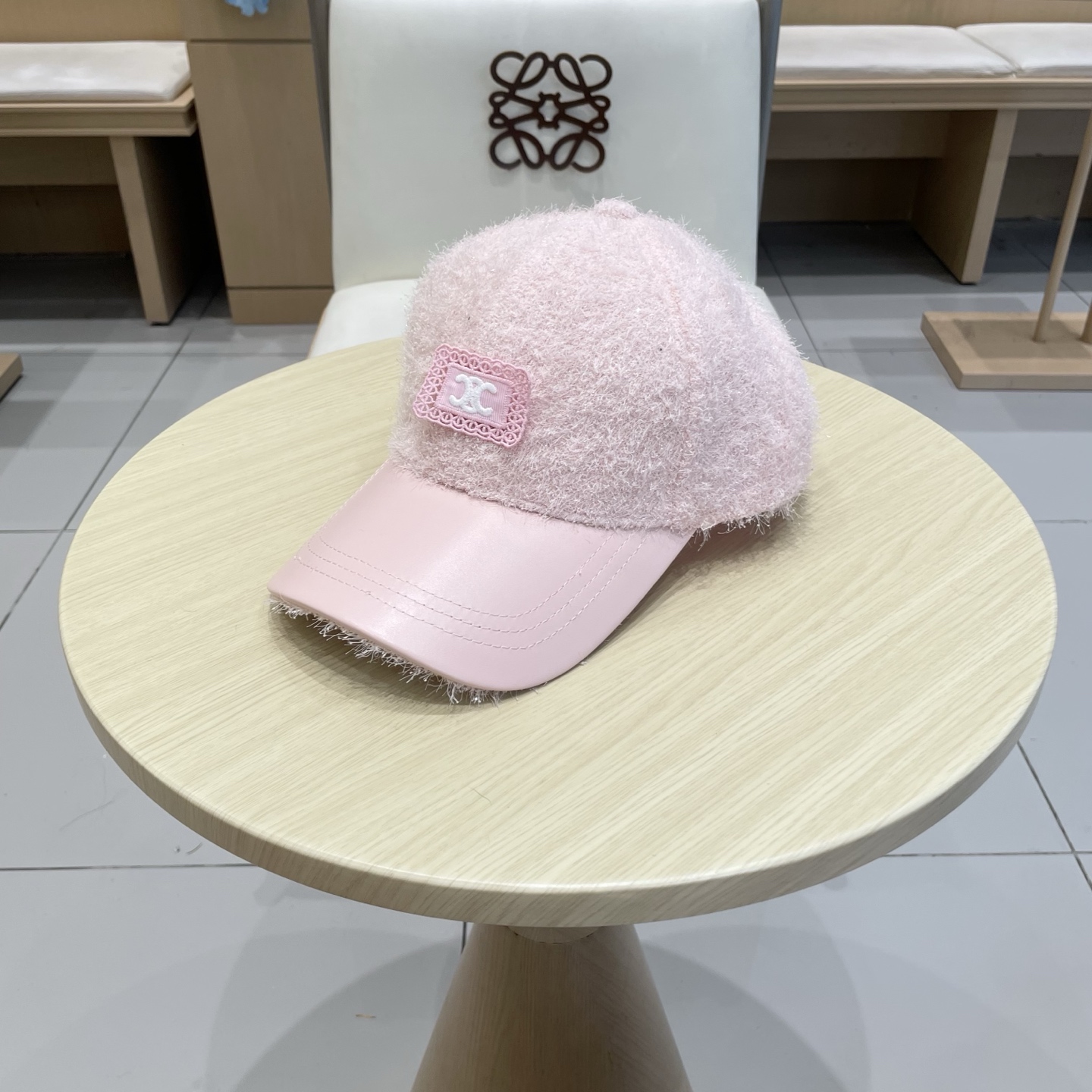  塞琳celine时尚毛绒棒球帽百搭显脸小鸭舌帽造型帽子女秋季